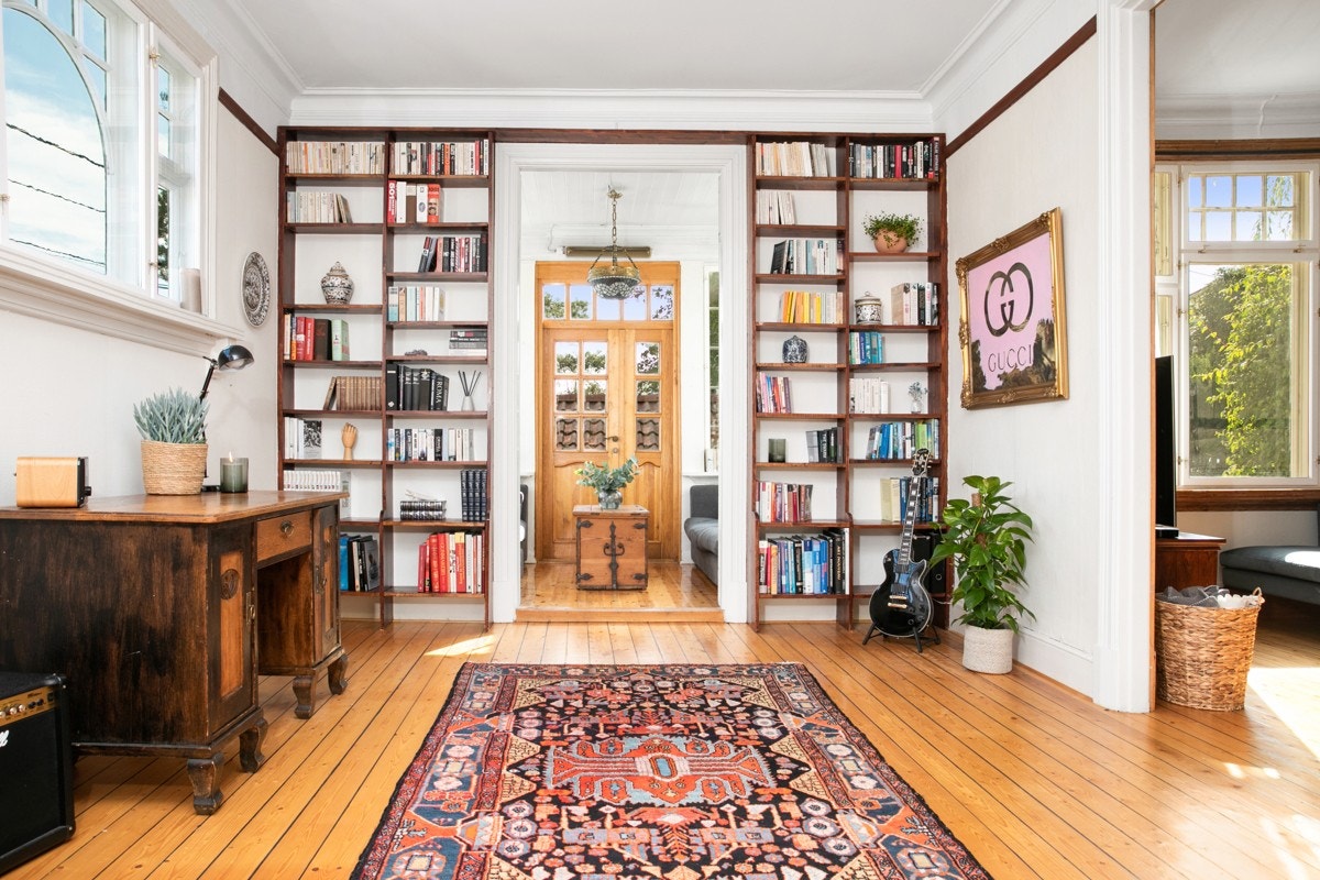 Stuen mot vinterhagen Galleribilde