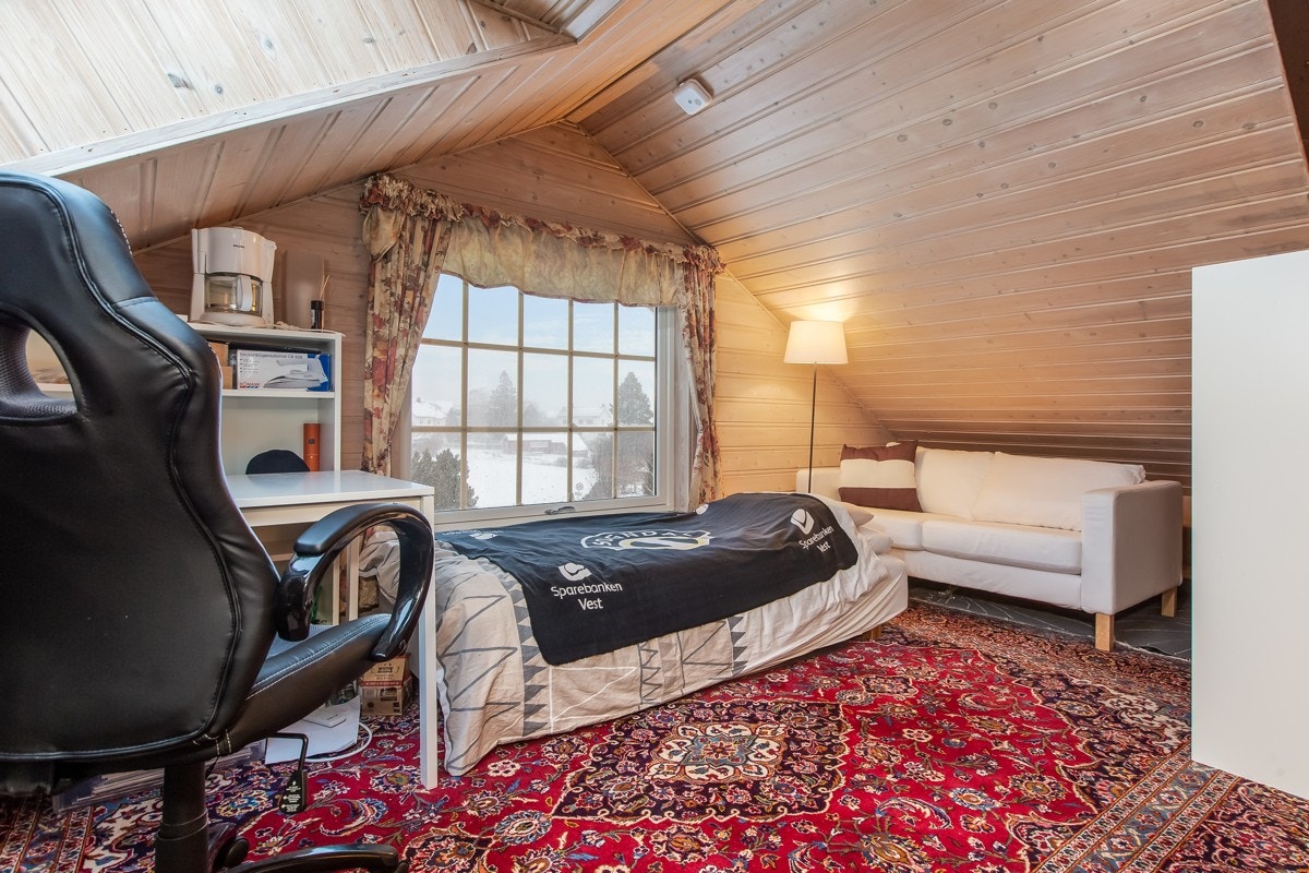 Hybel på loft Galleribilde