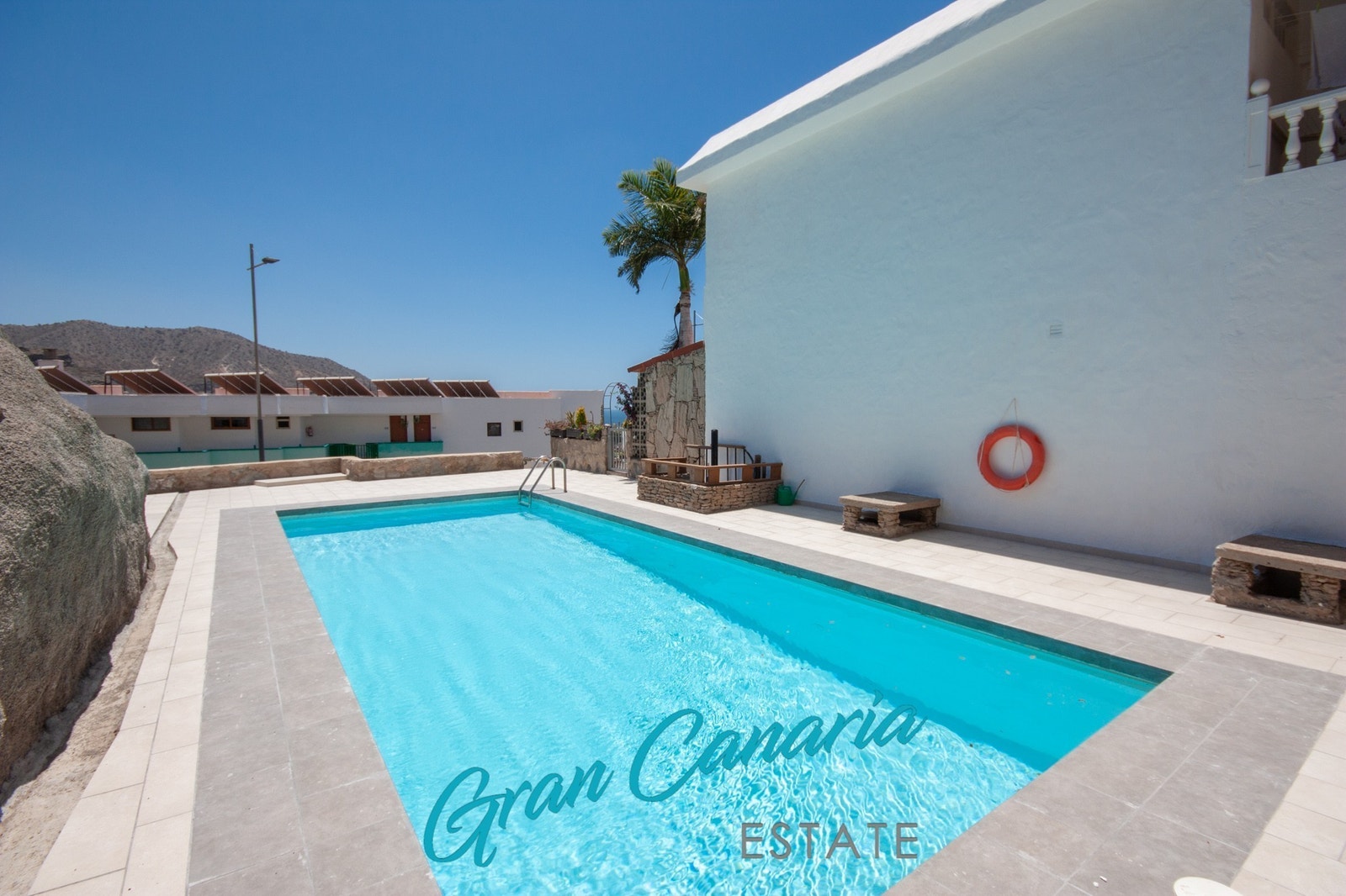 Stort basseng Galleribilde