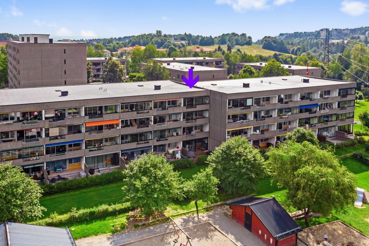 Leiligheten har god intern beliggenhet i borettslaget Galleribilde