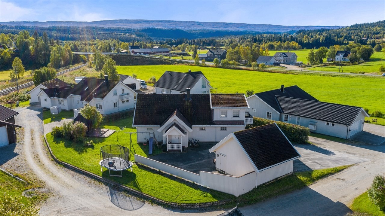 Det er et veletablert idrettsmiljø på Skonseng, noe som både barn og voksne kan nyte godt av. Galleribilde
