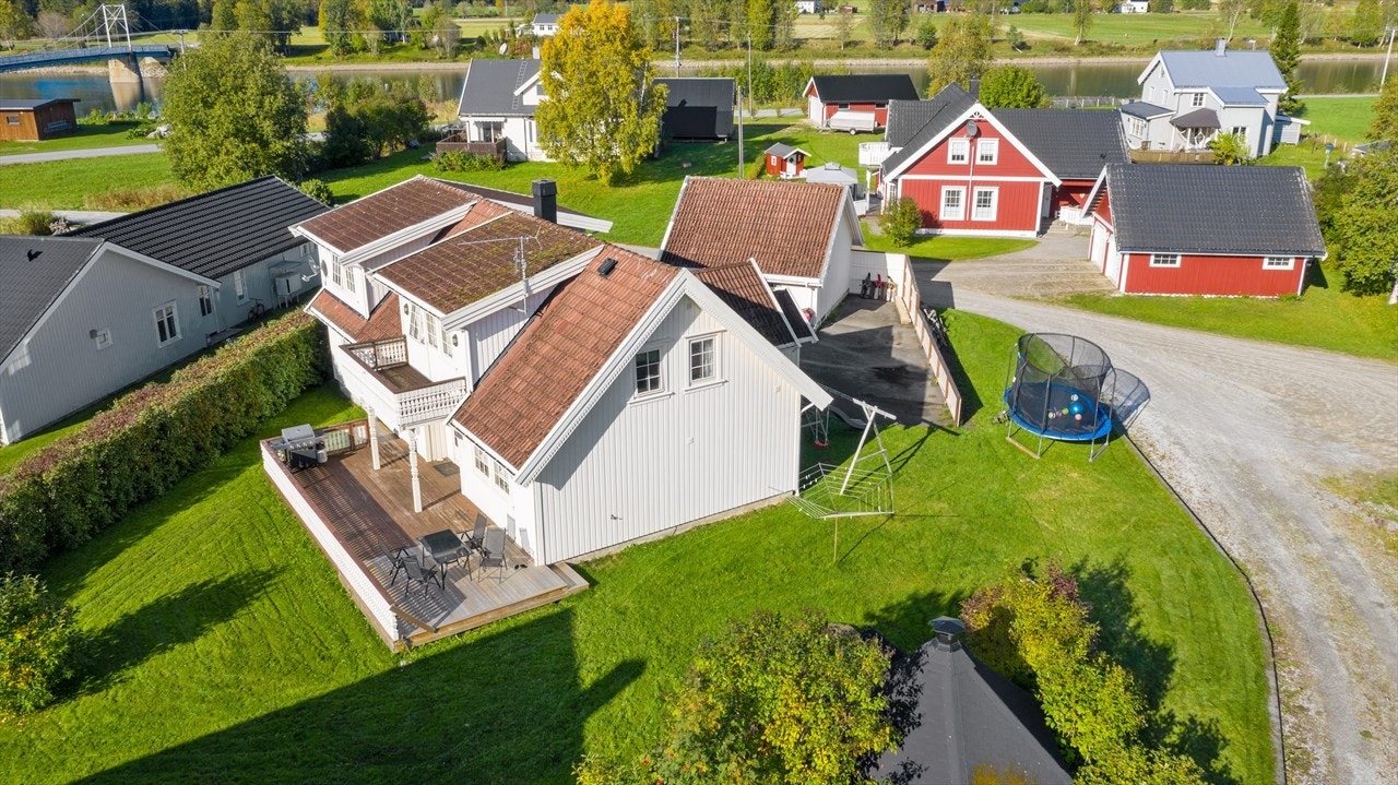 Skonsenghagen 8 er en bolig som absolutt bør sees for riktig inntrykk. Galleribilde