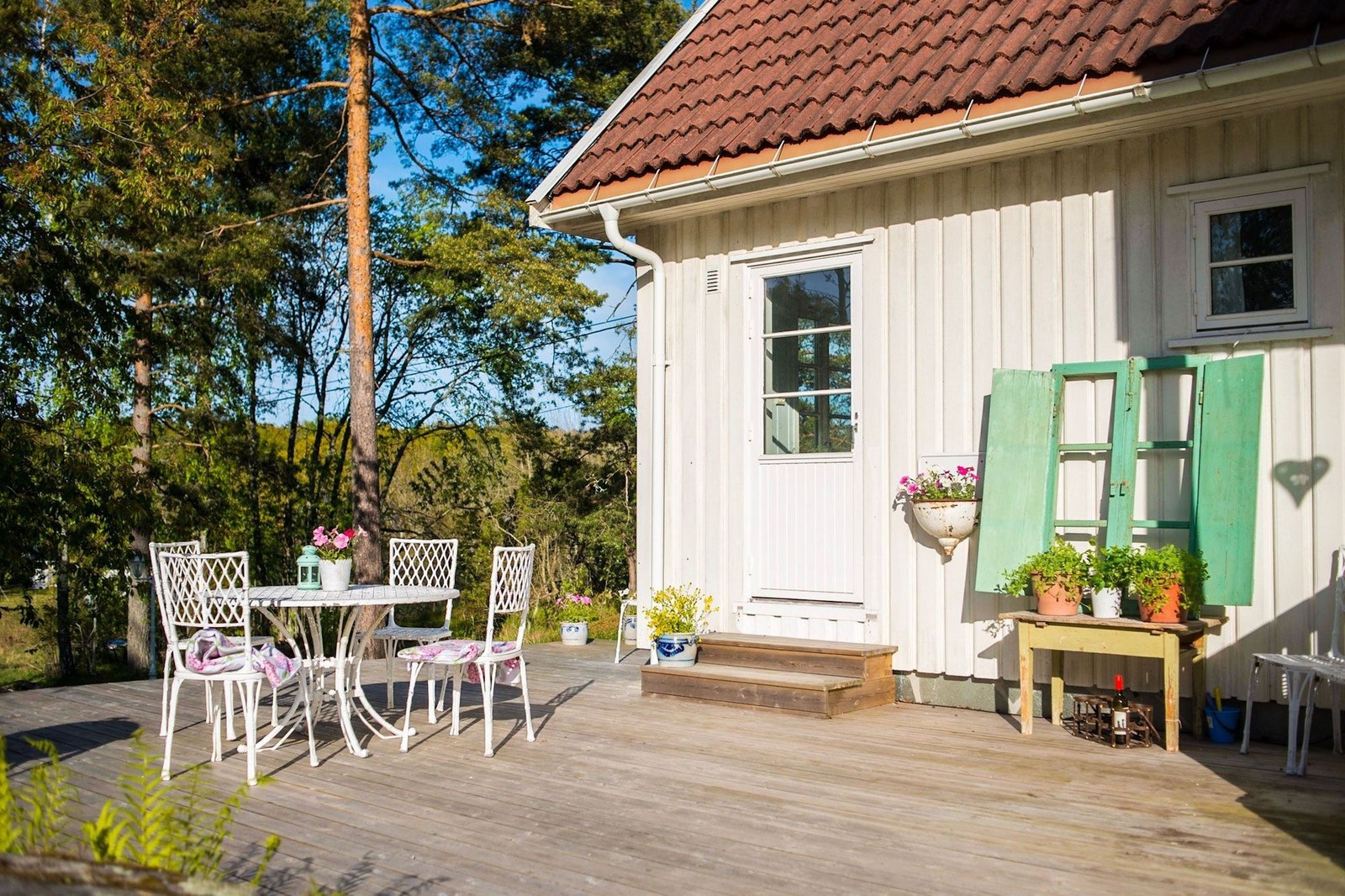 Solrik uteplass Galleribilde