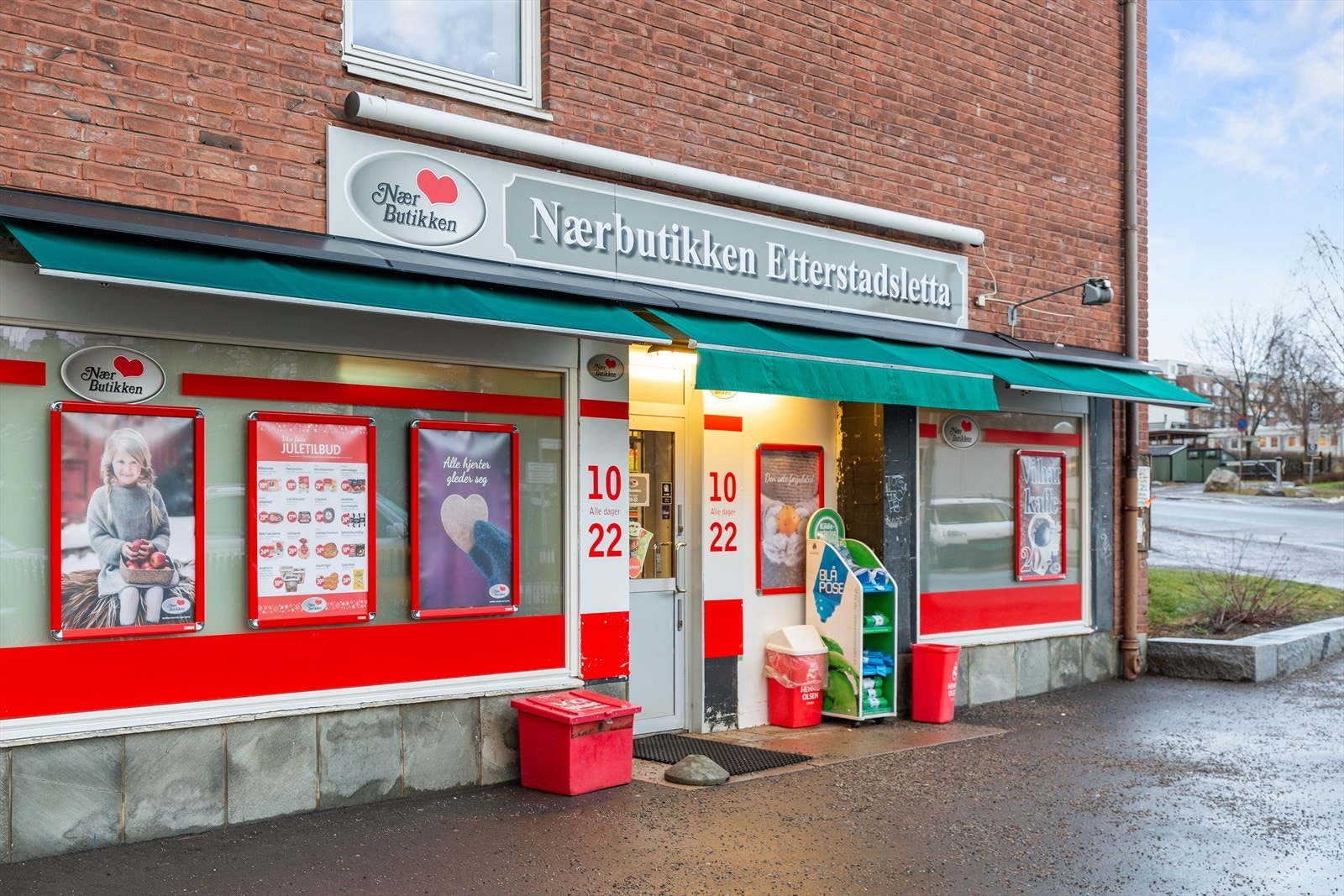 Det er kort vei til nærbutikken på Etterstad. Galleribilde