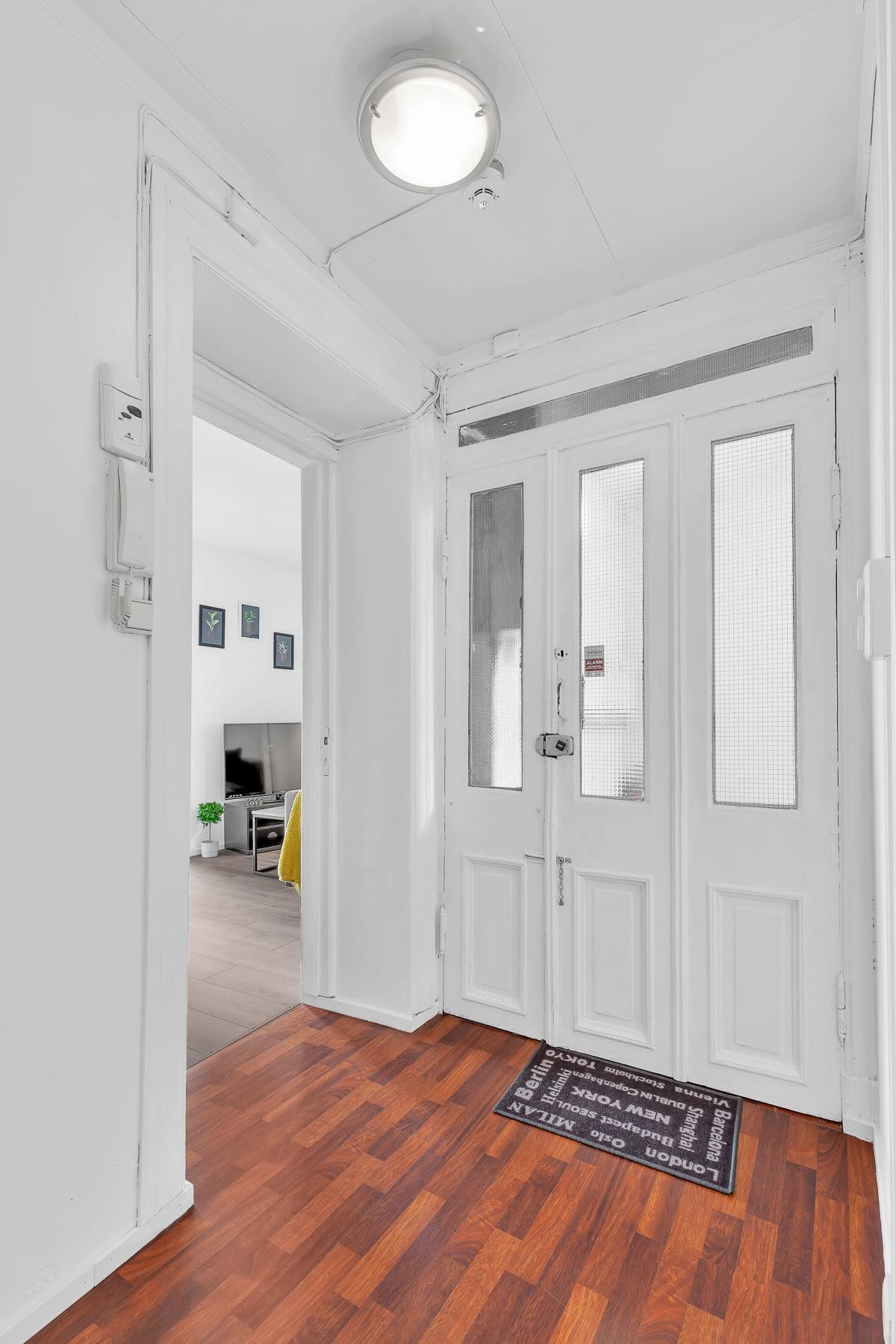 Entré/gang Galleribilde