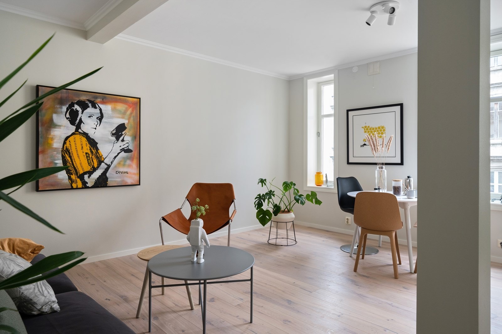 Alle overflater er nylig malt Galleribilde