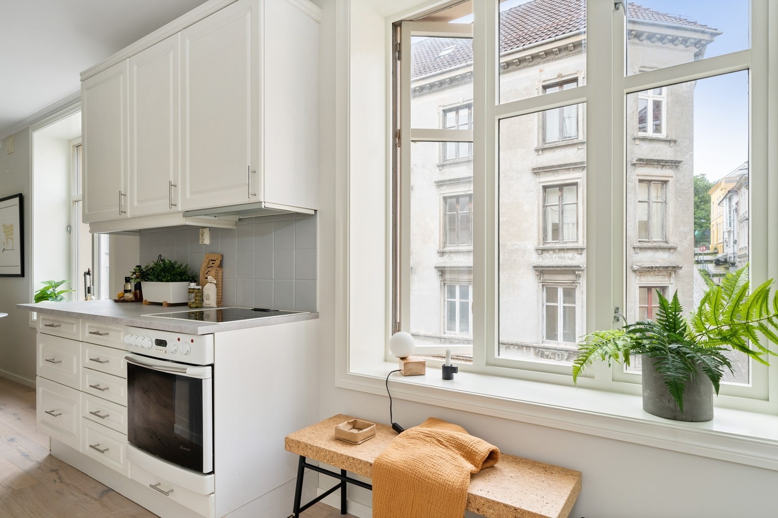 L
ys og trivelig leilighet med sentral beliggenhet Galleribilde