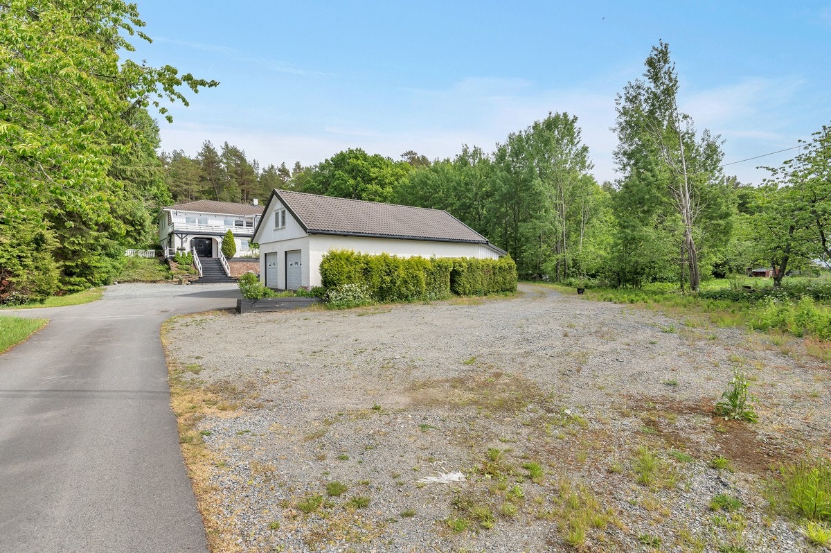 Utskilt tomt med eget g.nr og b.nr. Galleribilde