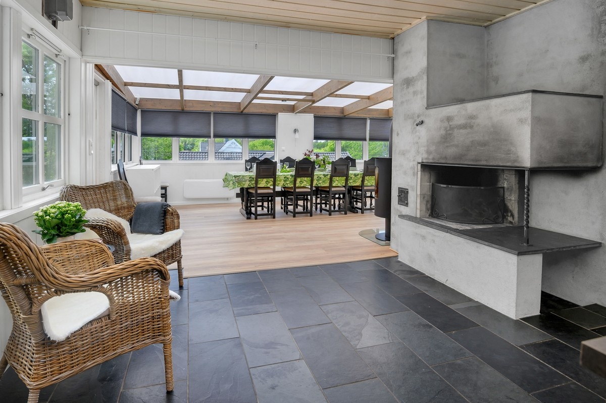 Innebygd hagestue Galleribilde