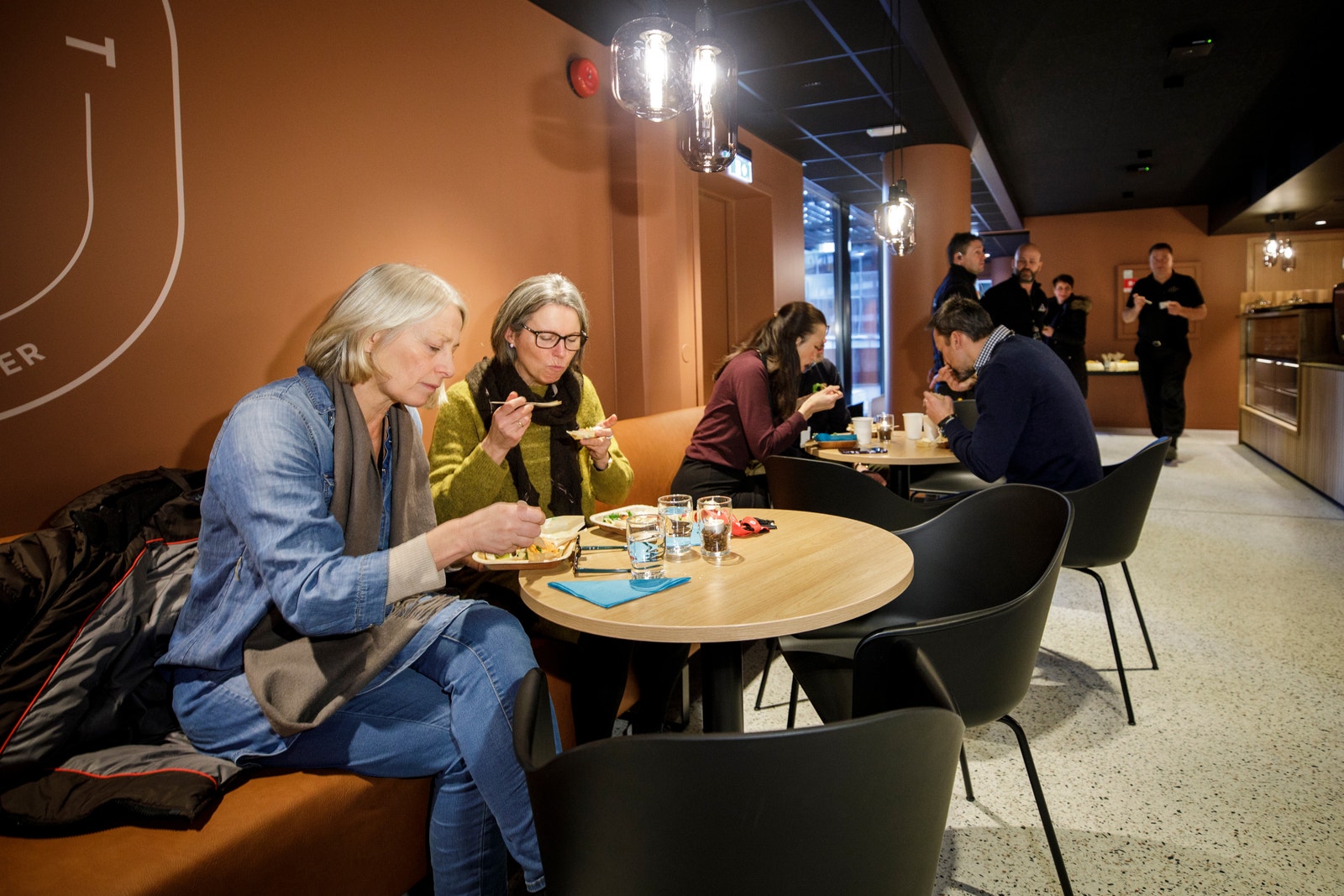 Kammerset Kaffe og kaker Galleribilde