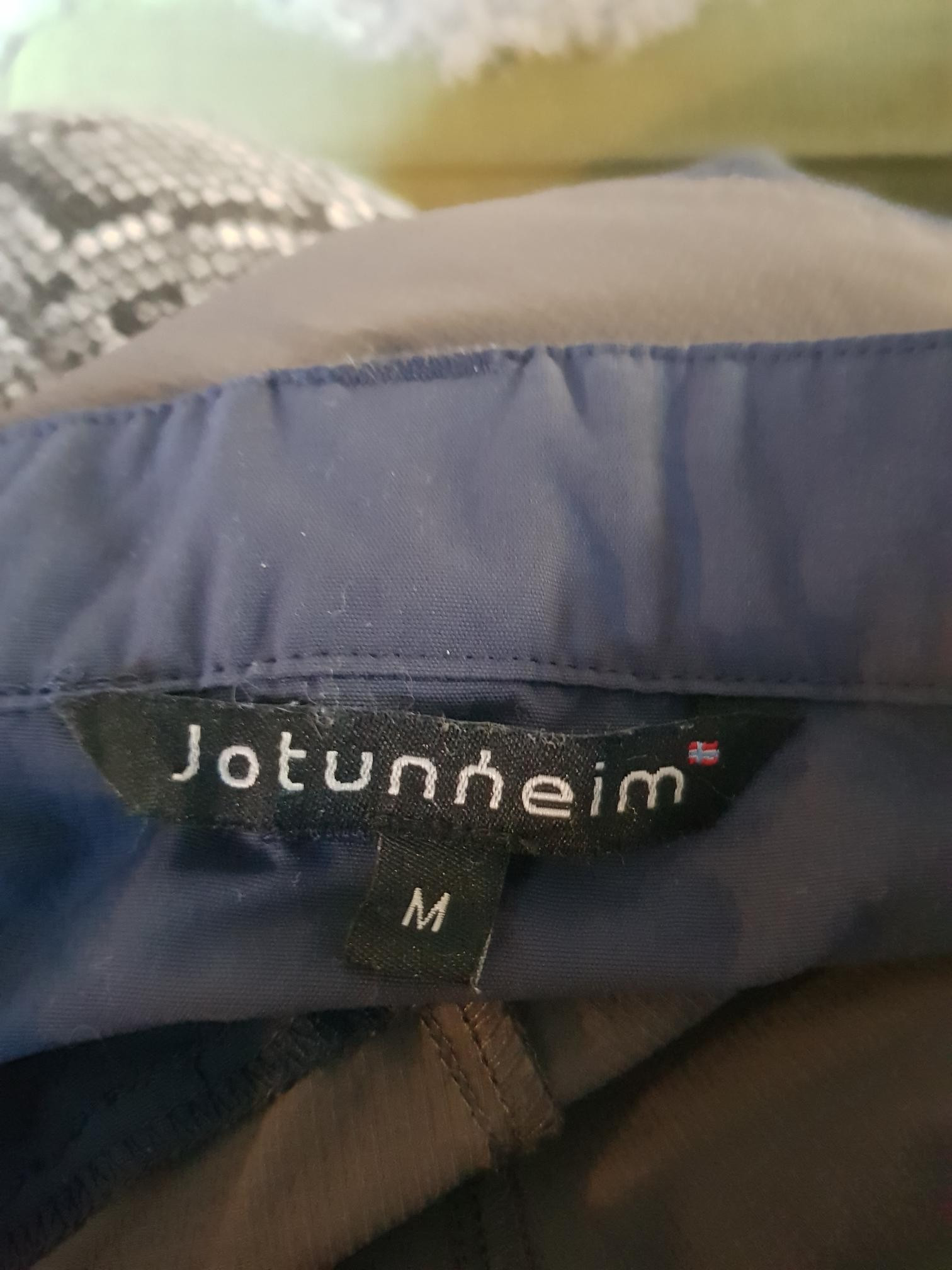 Jotunheim Skarstind turbukse selges | FINN.no Jotunheim Skarstind turbukse selges | FINN.no