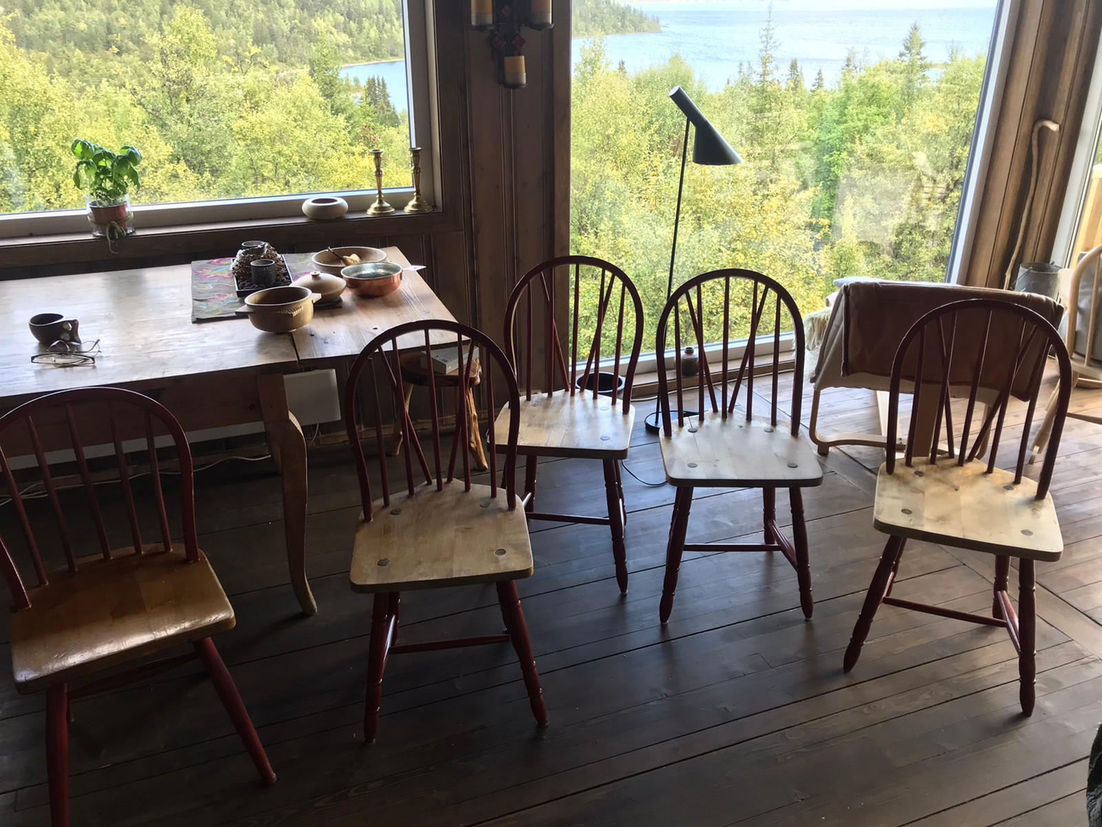 Budalsstoler og bord til salgs Nå halv pris! | FINN.no Budalsstoler og bord til salgs Nå halv pris! | FINN.no