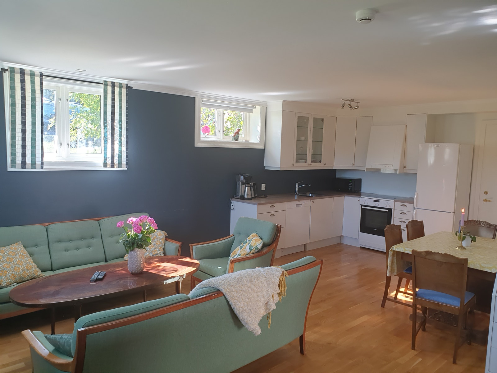 Stue/kjøkken Galleribilde