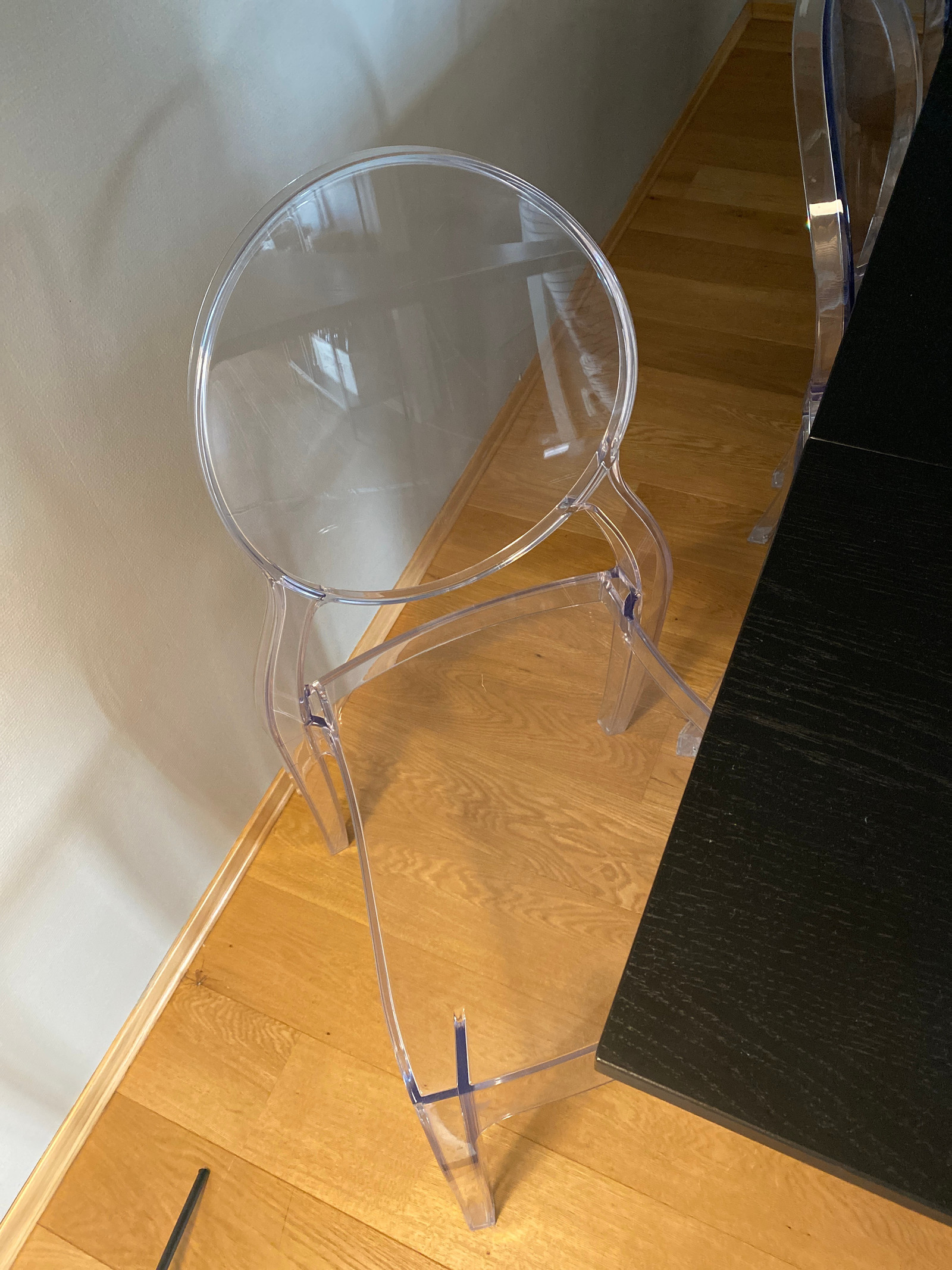 Elisabeth transparent spisestol | FINN.no Elisabeth transparent spisestol | FINN.no