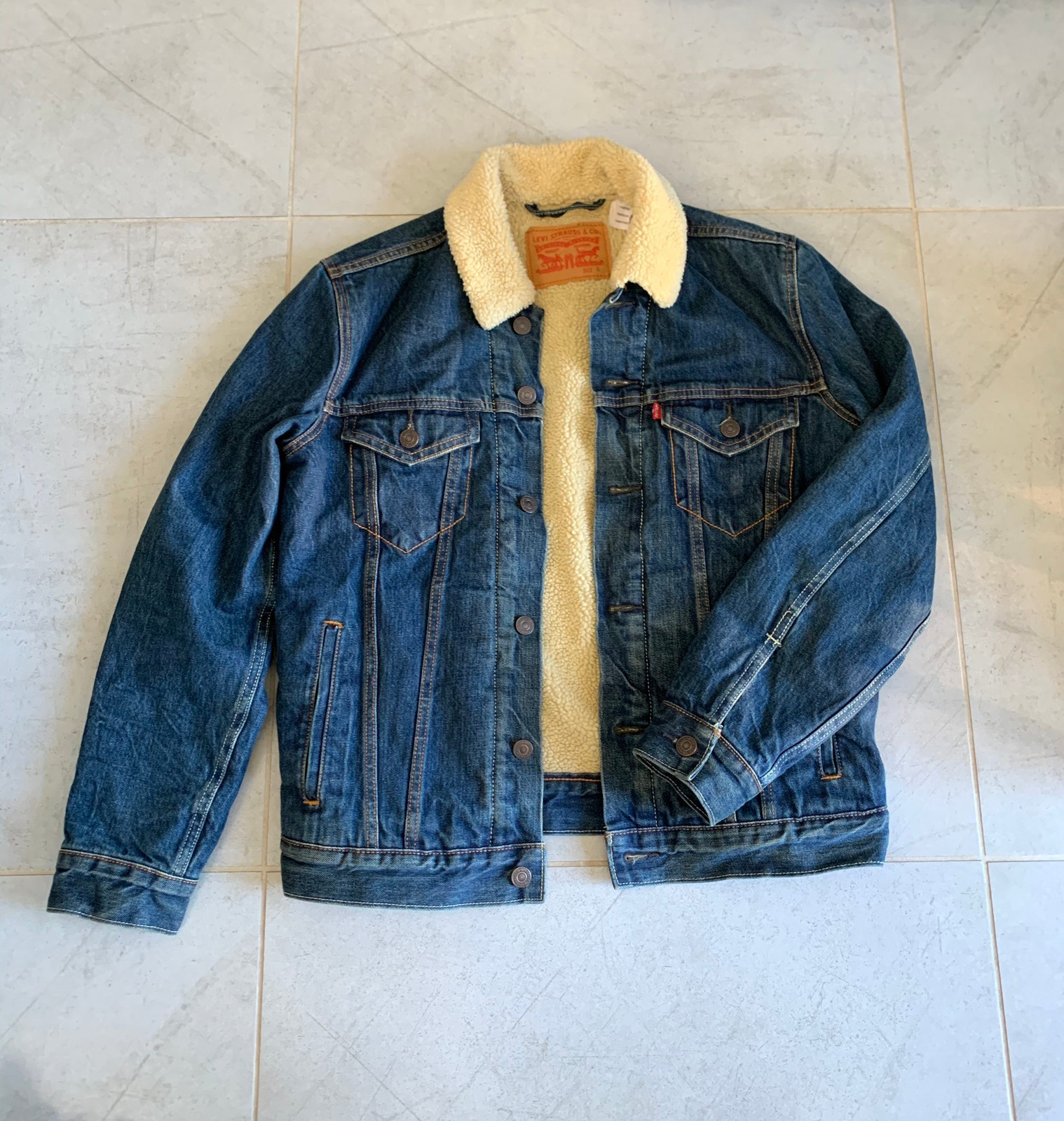 Levis foret olajakke | FINN.no Fóret Levis jakke | FINN.no