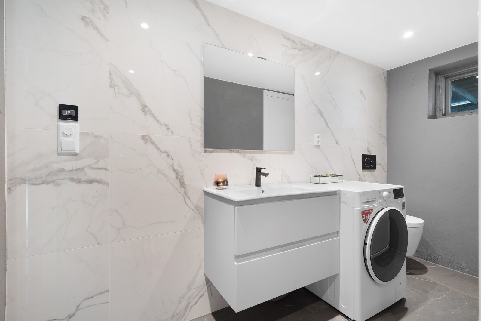 Bad 1. 1. etasje Galleribilde