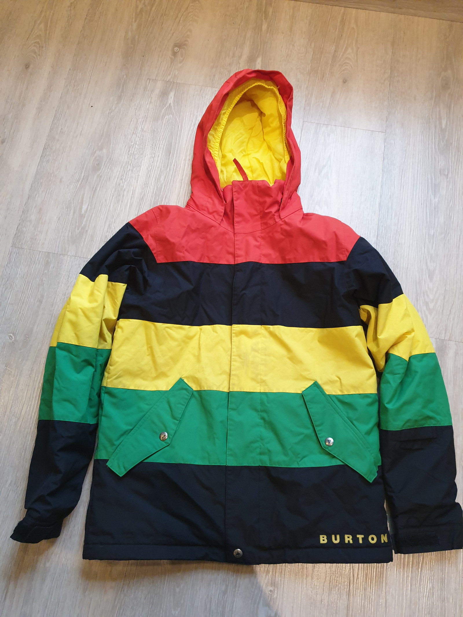 Burton Dryride skisnowboardjakke JR | FINN.no Burton Ski Snowboard Jakke str L hvit | FINN.no