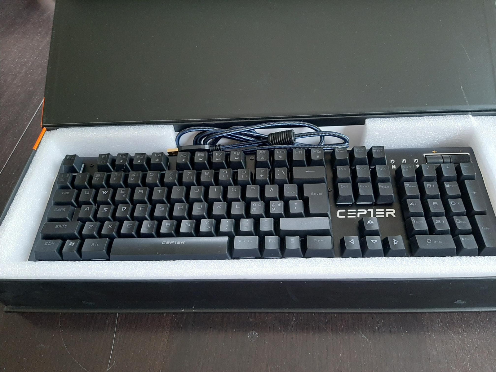 Cepter tastatur | FINN.no Cepter tastatur | FINN.no