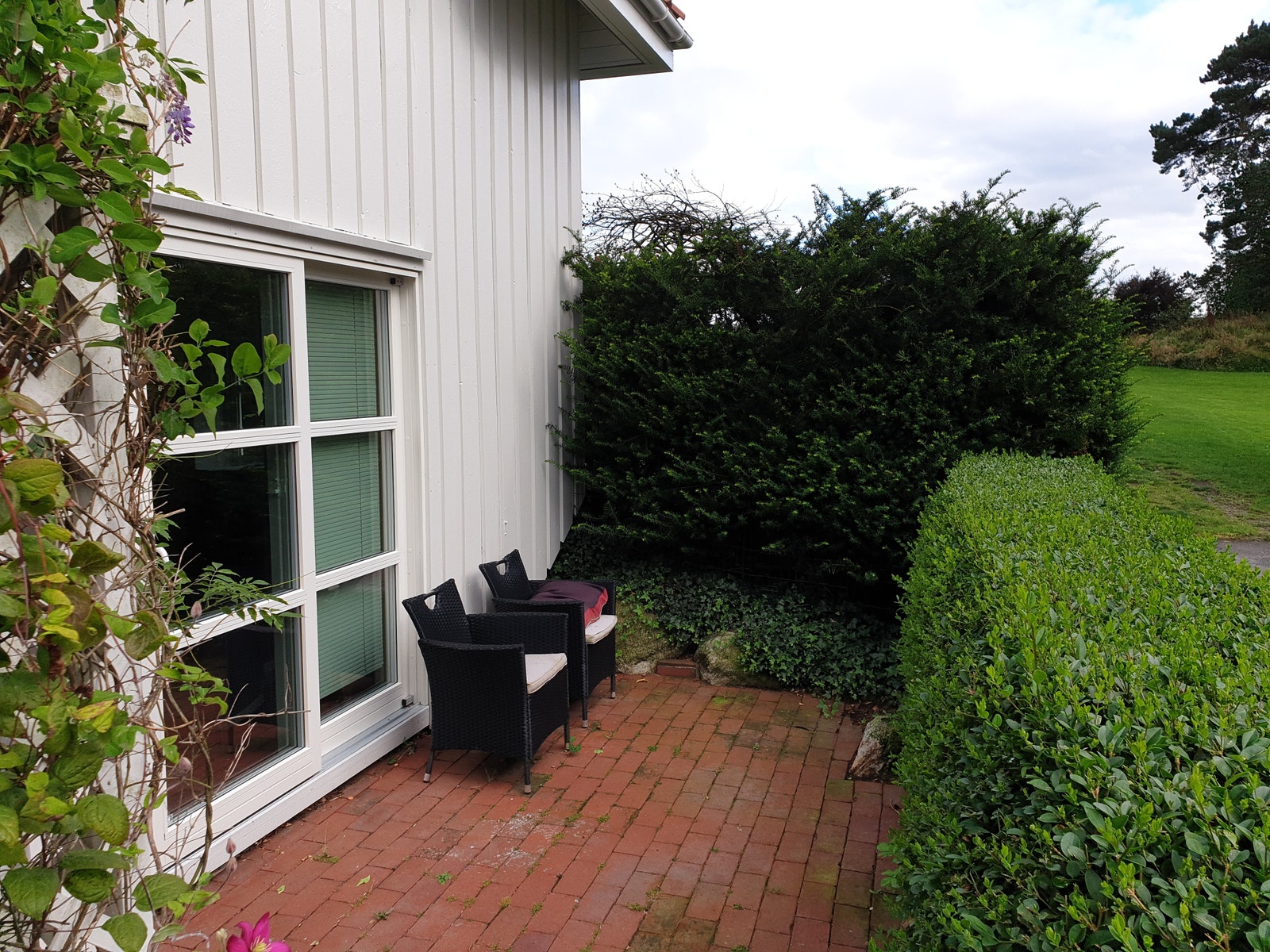 R66-U uteplass med kveldssol Galleribilde