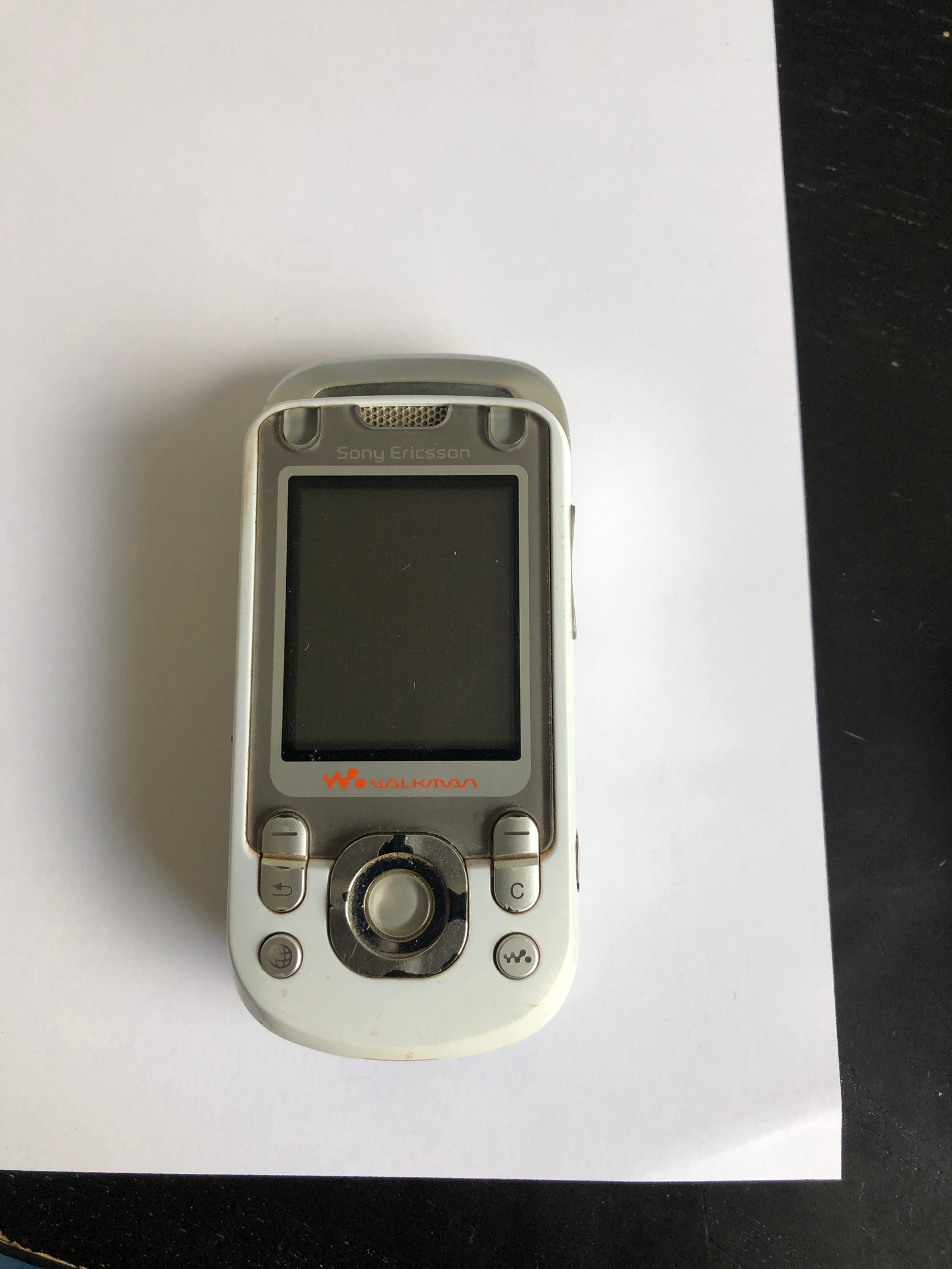 Gammel og kul Sony Ericsson mobil telefon til salgs | FINN.no Gammel og kul Sony Ericsson mobil telefon til salgs | FINN.no
