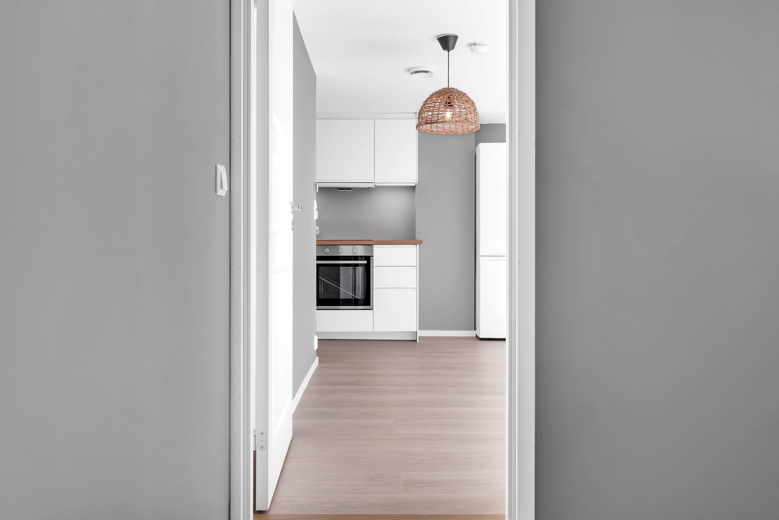 Fra soverommet ut mot kjøkkenet Galleribilde