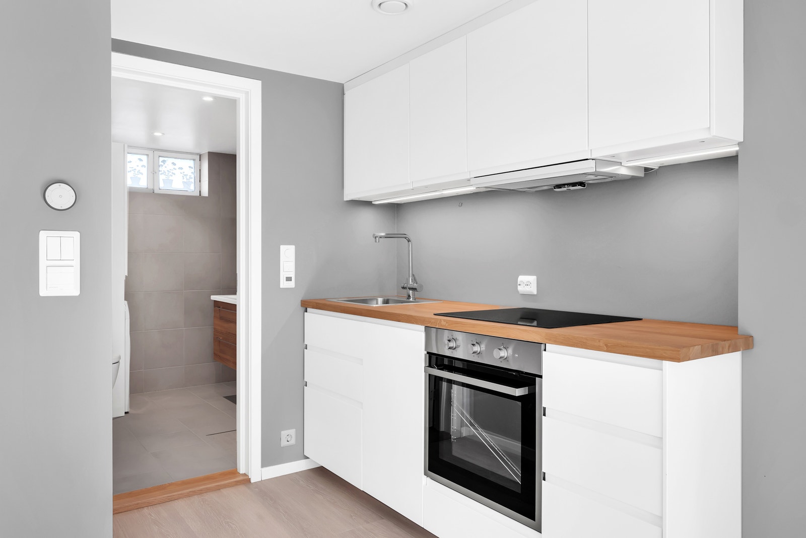 Nytt kjøkken og oppvaskmaskin Galleribilde