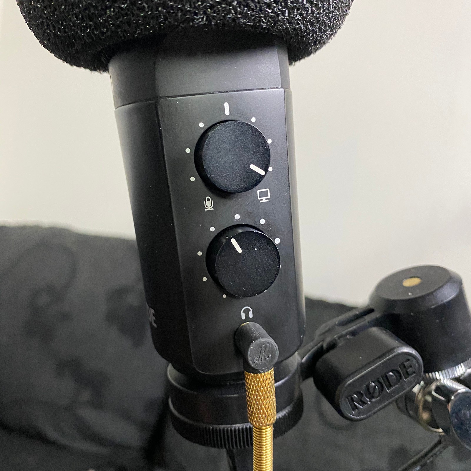 Ferdig podcastpakke 4 Røde USB NT (USB Hub, Headset, mm Ferdig podcastpakke 4 Røde USB NT (USB Hub, Headset, mm