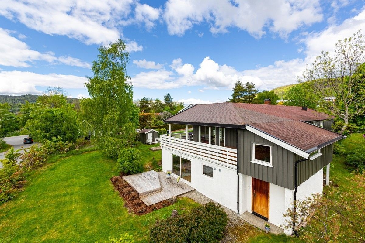 Egen uteplass og hage Galleribilde