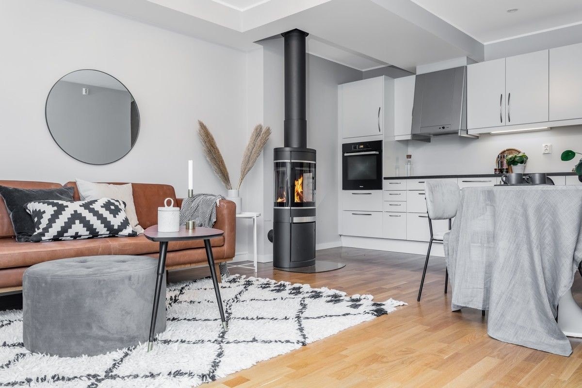 Åpen og smart løsning mellom kjøkken og stue Galleribilde