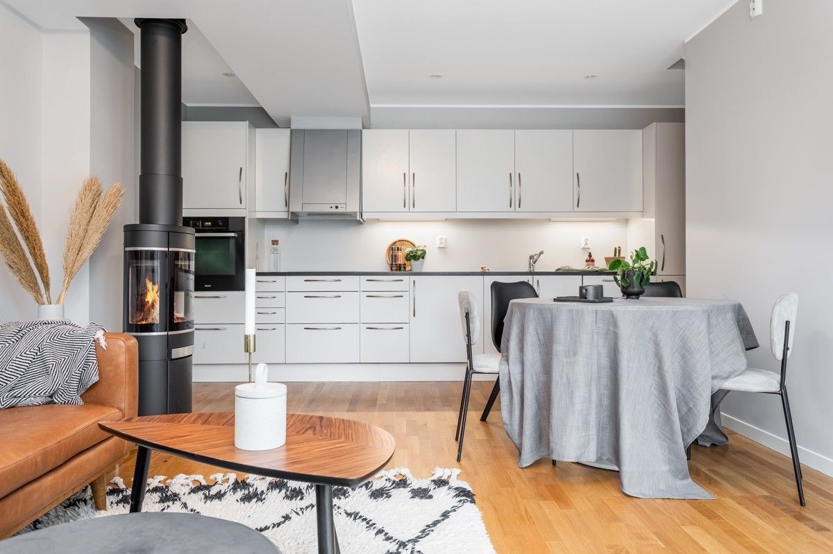 God plass rundt spisebordet Galleribilde