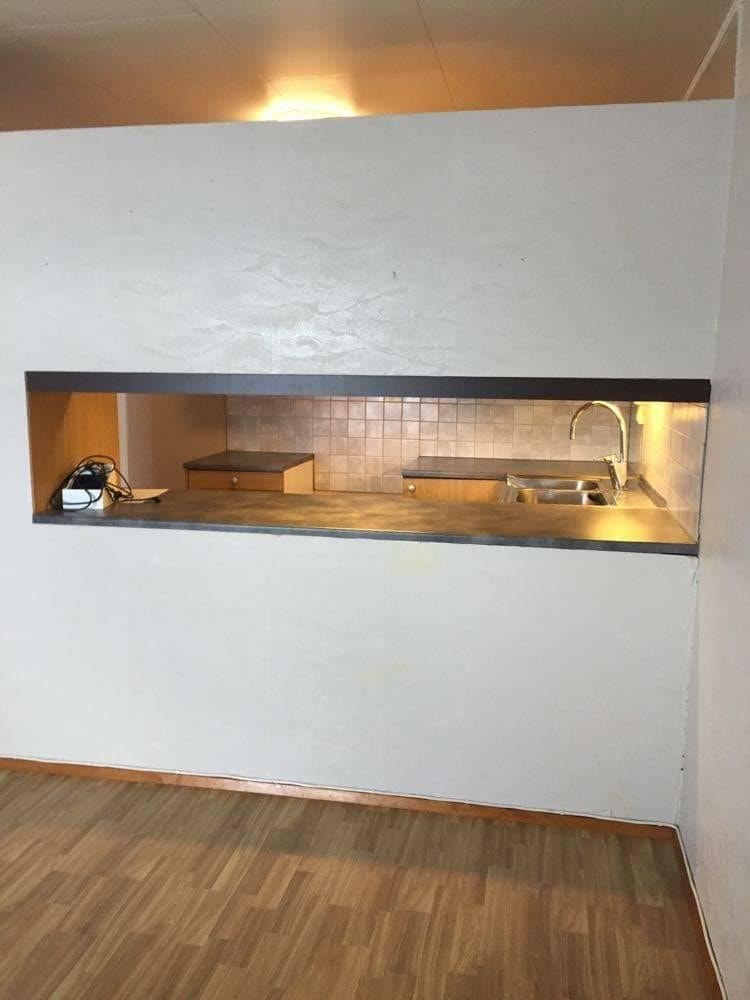 Kjøkken med åpen bar løsning Galleribilde
