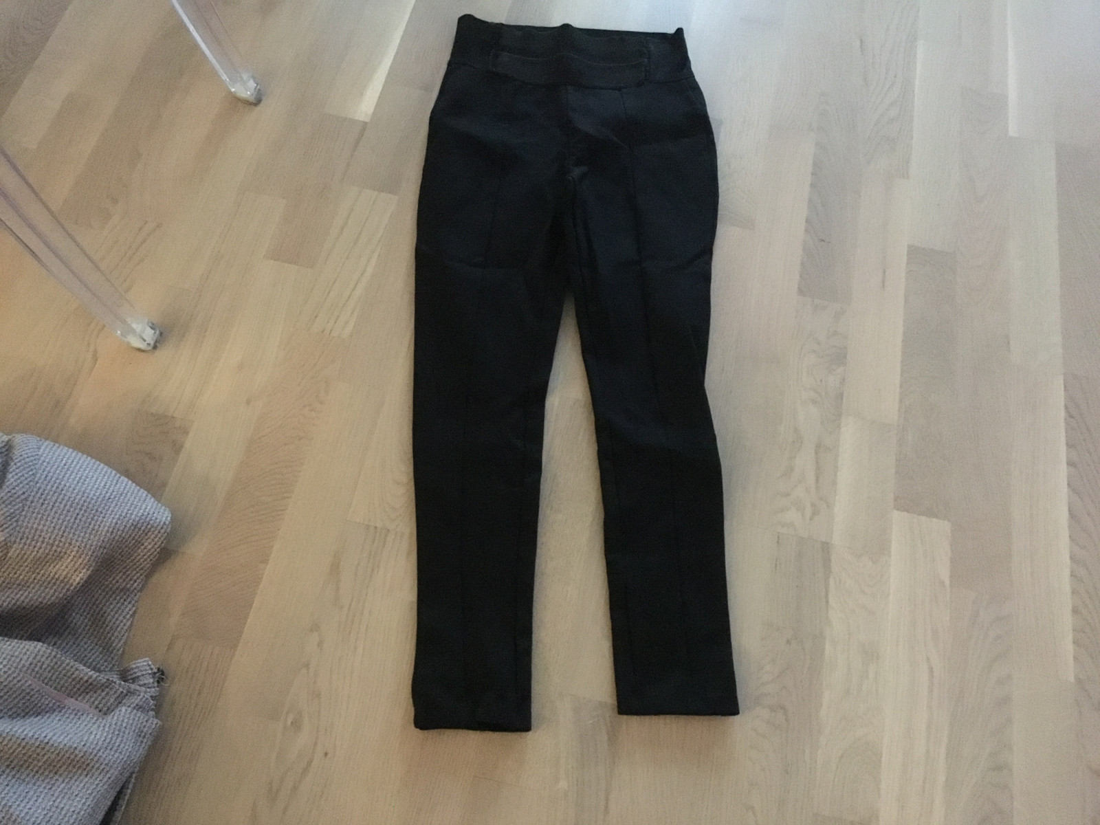 Stretch bukse fra Zara | FINN.no Bukser str 861,5 år | FINN.no