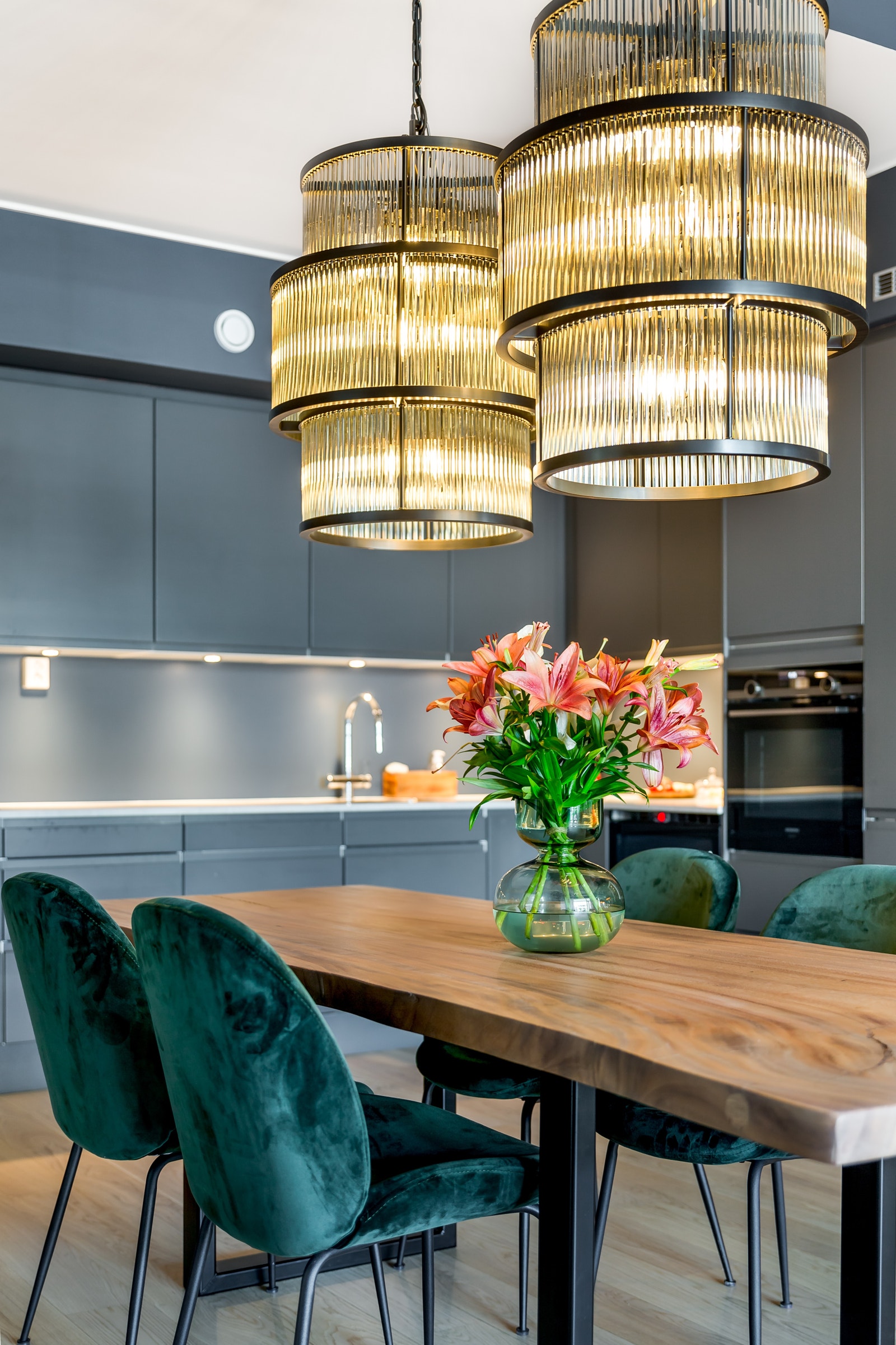 Spiseplass mot kjøkken Galleribilde