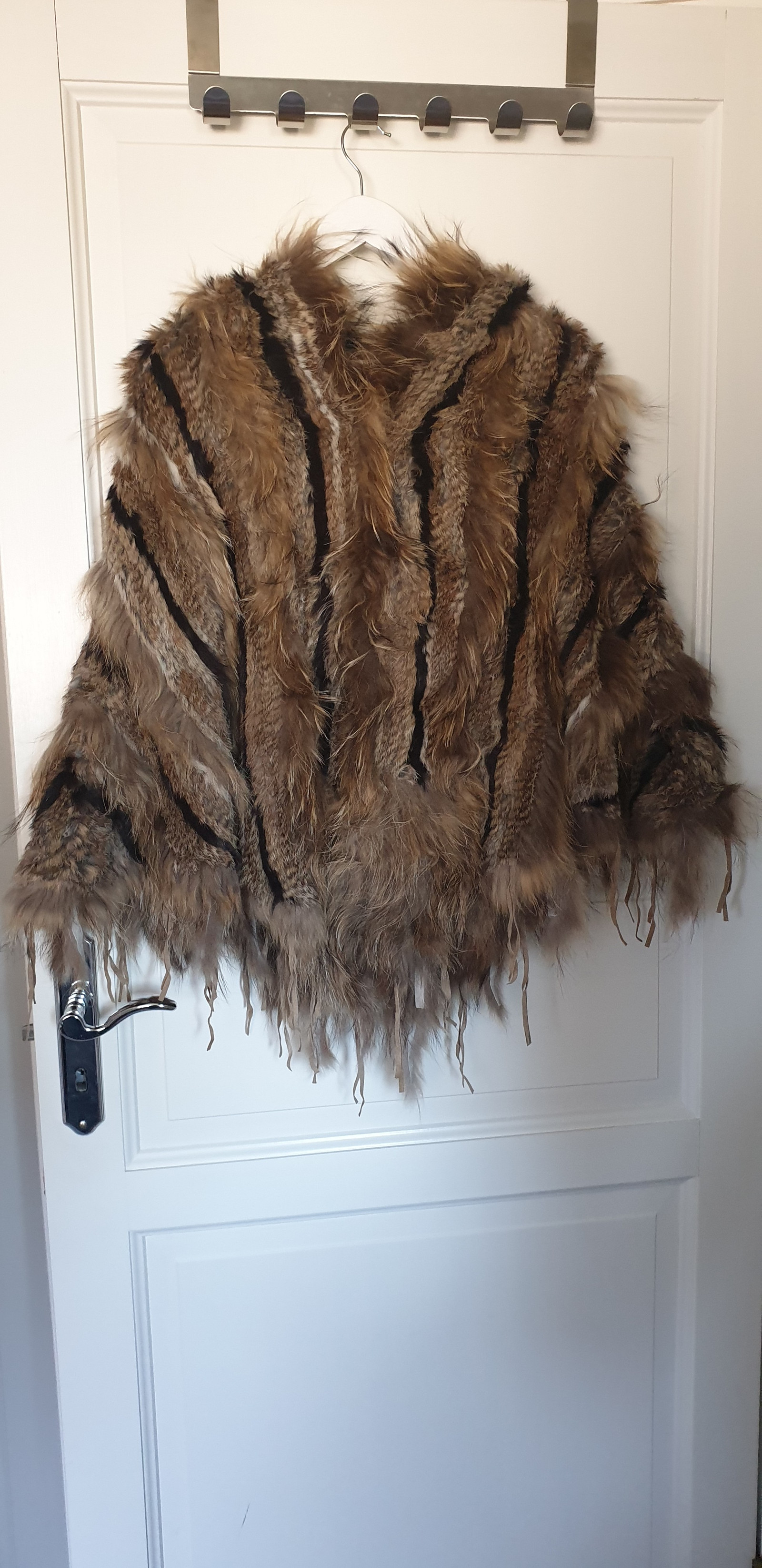 Lekker Pels poncho, som ny | FINN.no Brun Vest Pels Mink Brun Map Pelsvester - Dameklær er billig