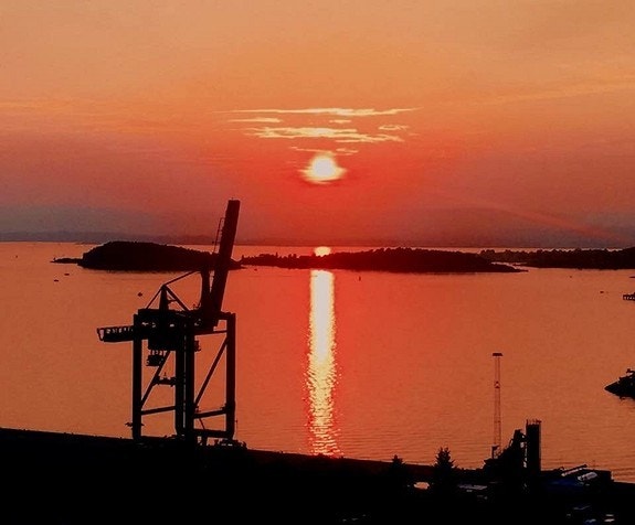 Bildet tatt fra leiligheten. Kranen er nå fjernet. Galleribilde