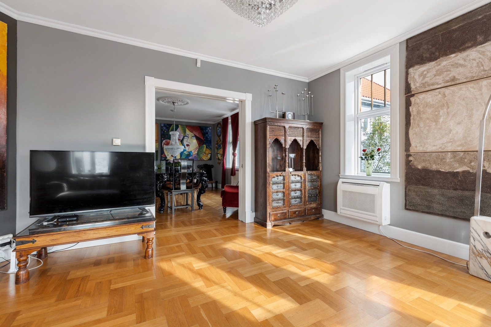 Living room number 2 in 1.Floor. Galleribilde