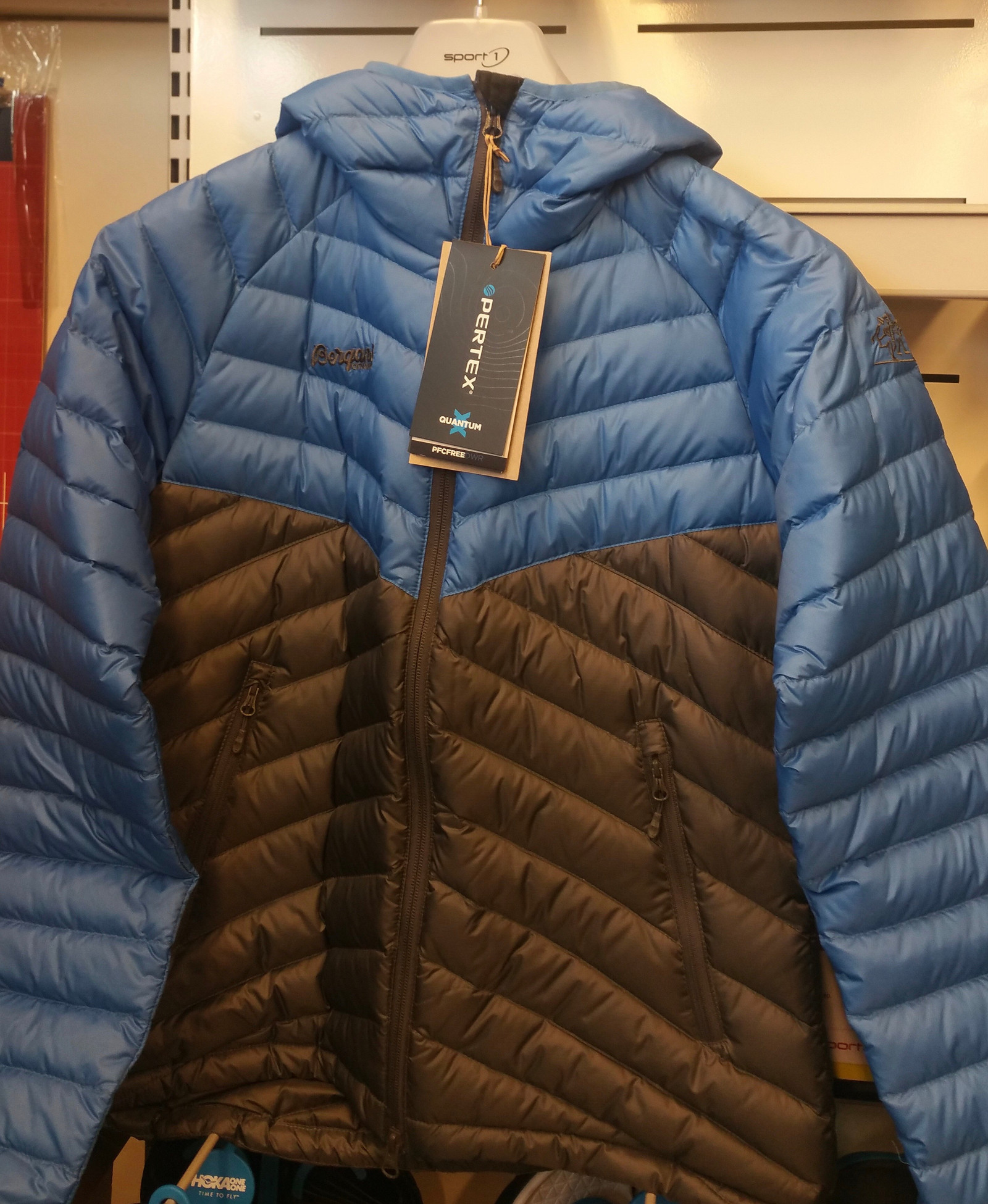 Bergans dunjakke dame str.M | FINN.no Bergans dunjakke dame str.M | FINN.no