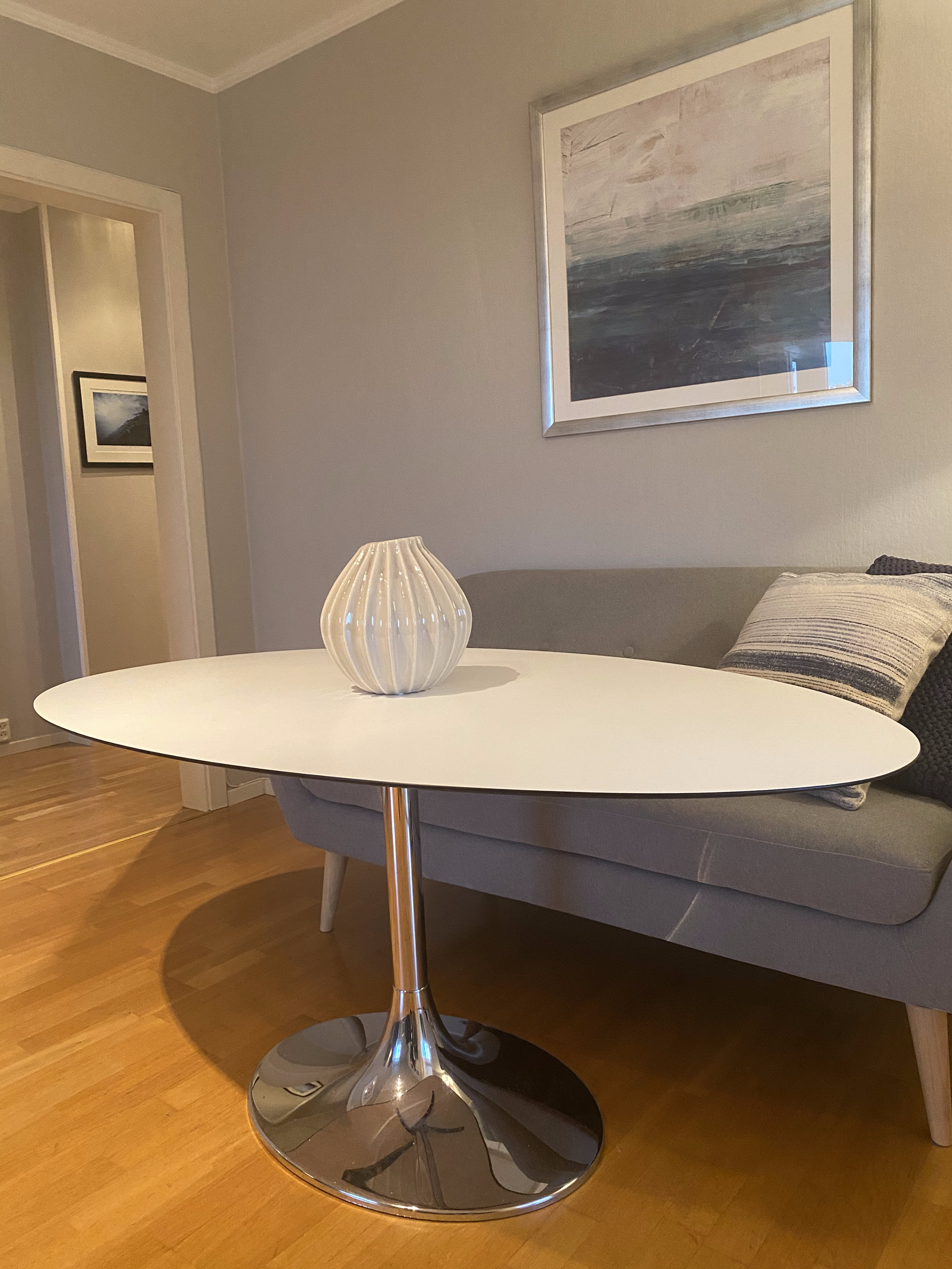 Pent brukt spisestue fra Bolia selges. | FINN.no Bolia Corona spisebord | FINN.no