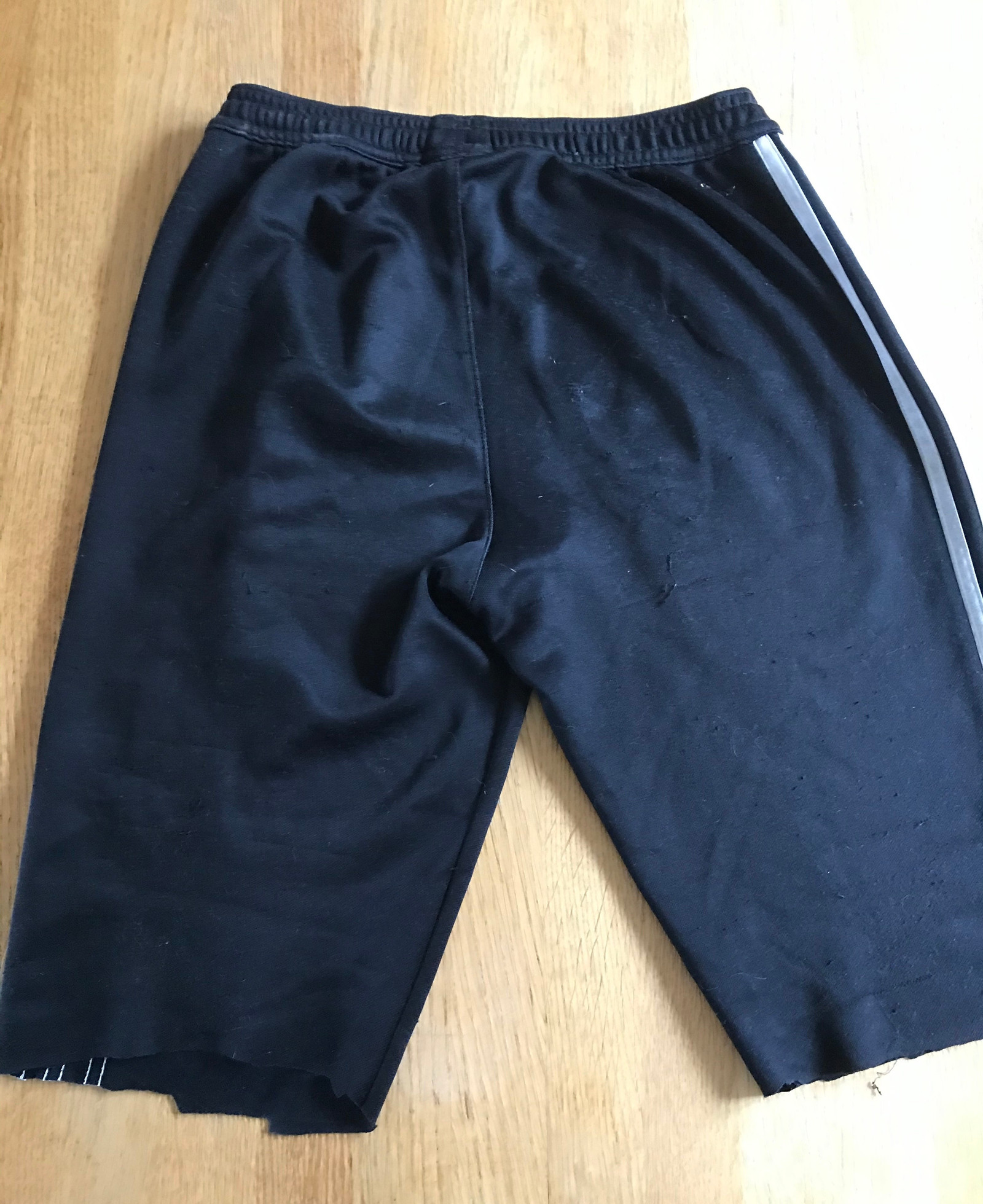 Avklippet Adidas bukse str. 152 | FINN.no Avklippet Adidas bukse str. 152 | FINN.no