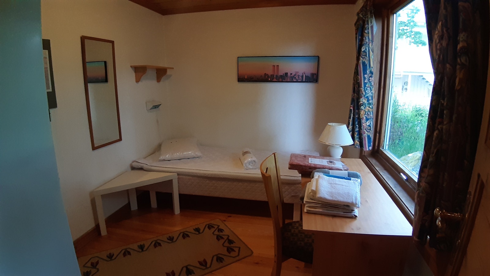 Soverom (nr. 3) Galleribilde