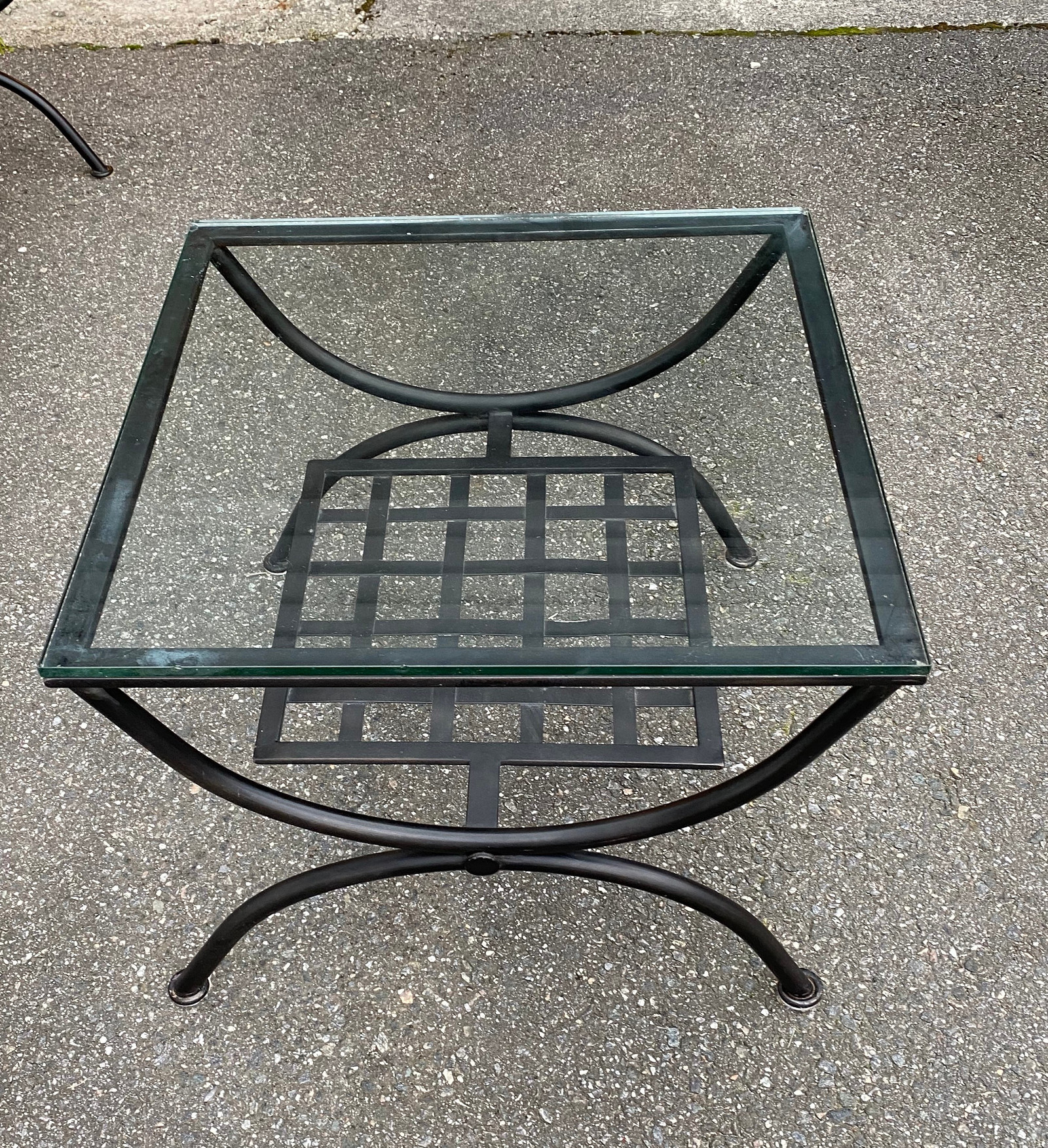 Salongbord i smijern og glass +sidebord | FINN.no Salongbord i smijern og glass +sidebord | FINN.no