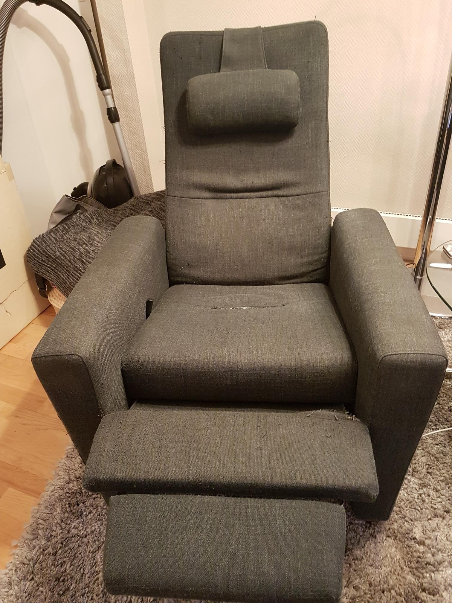 Hjellegjerde recliner 2 stk mørke grå | FINN.no 2 stk godt brukt Recliner | FINN.no
