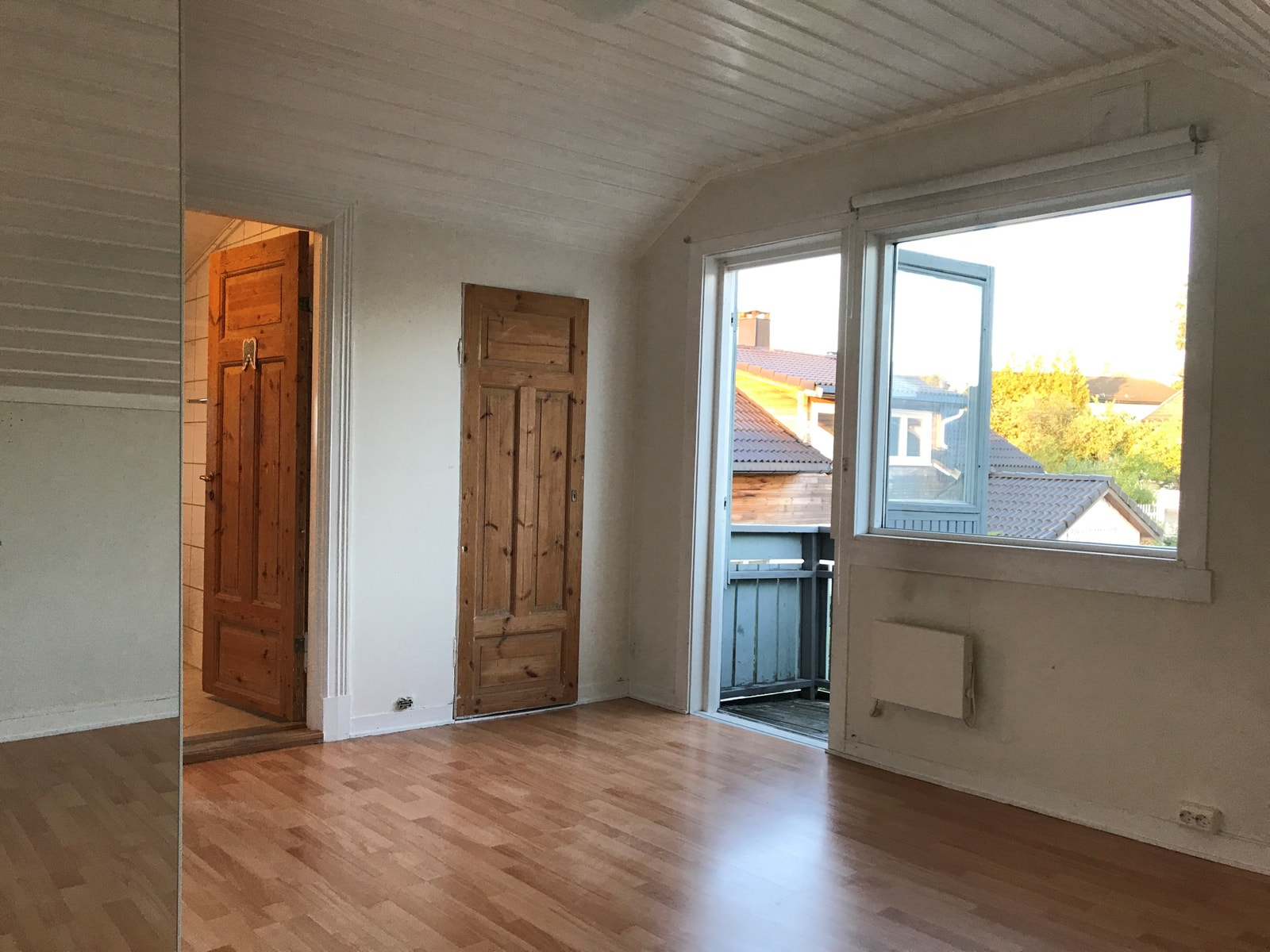 Soverom 1 med utgang til balkong Galleribilde