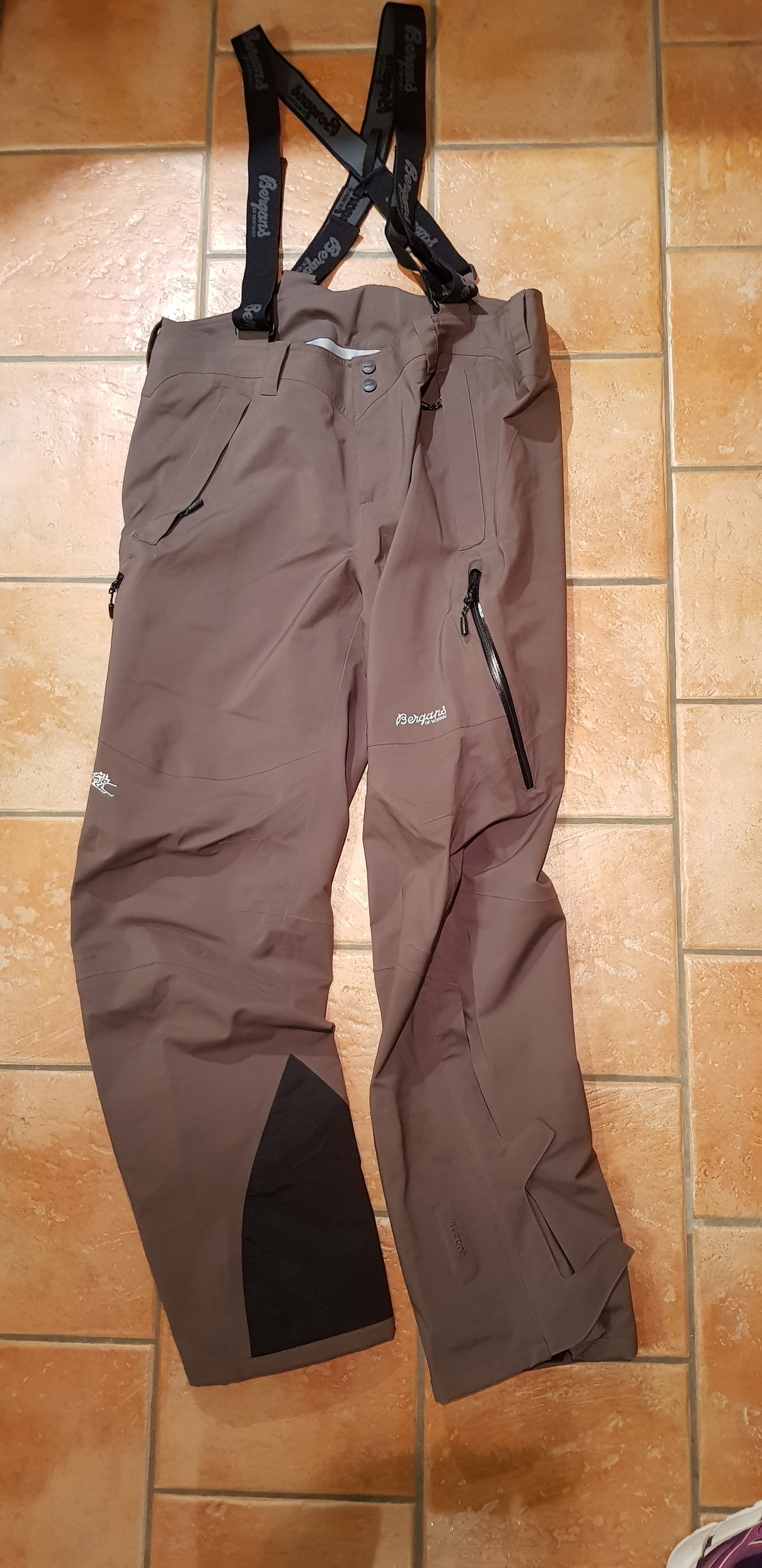 Bergans Sirdal Dermizax jakke | FINN.no Bergans Sirdal Dermizax jakke | FINN.no