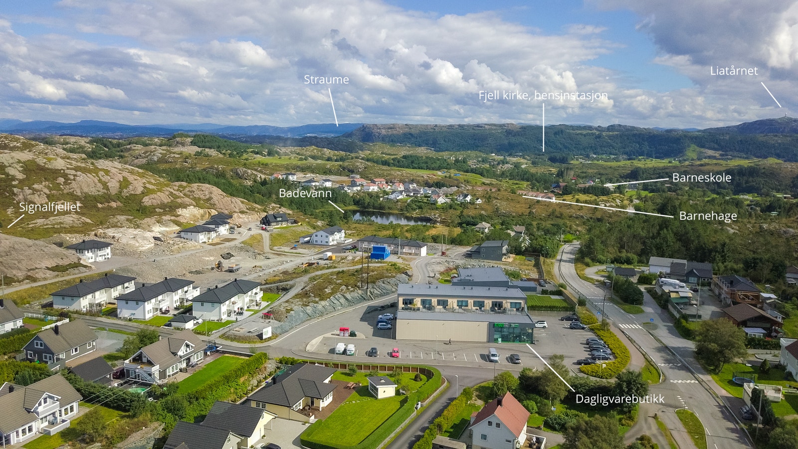 Tomtene får flott sørvendt beliggenhet med god le fra nordavinden fra fjellet i nord Galleribilde