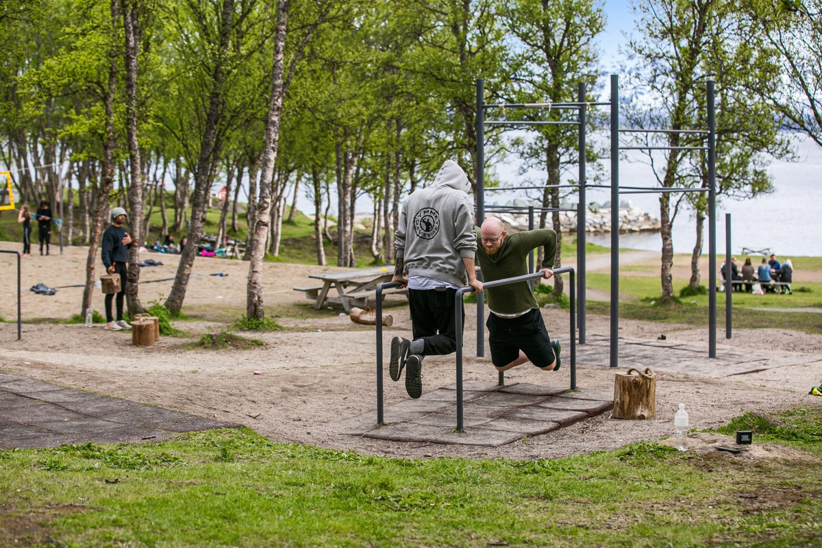 Kort vei til Telegrafbukta, hvor du finner kritthvit badestrand, treningspark og flotte turstier