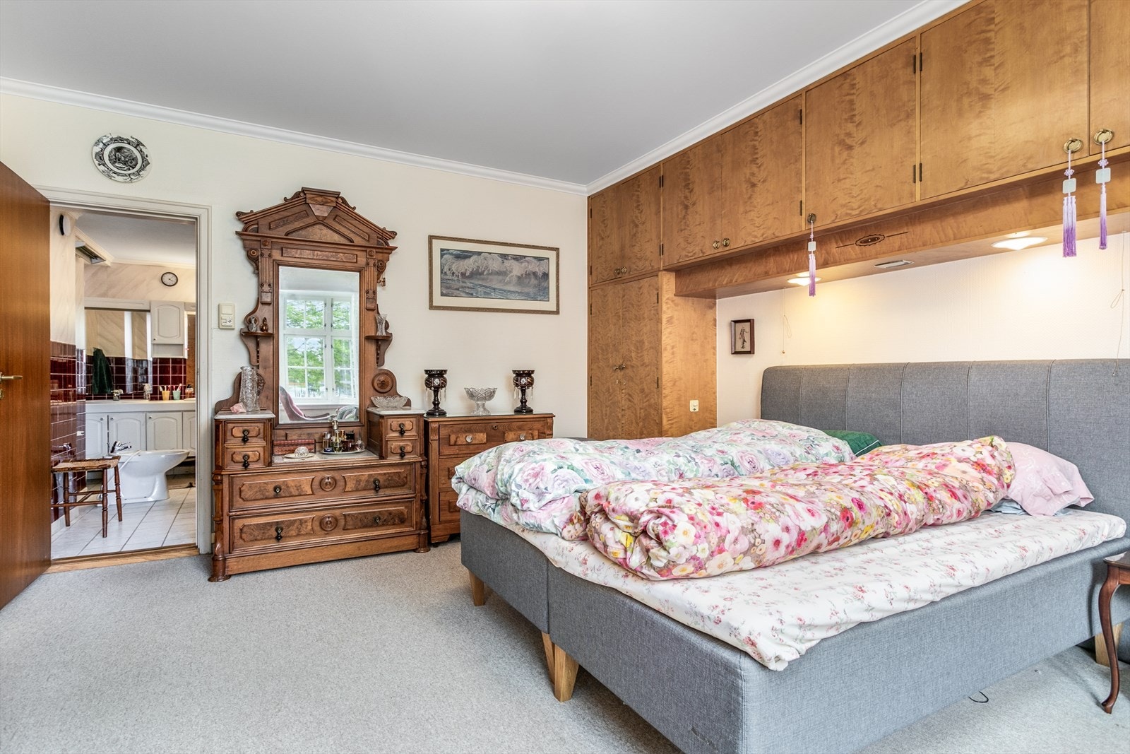 Fra hovedsoverom med inngang til bad. Galleribilde