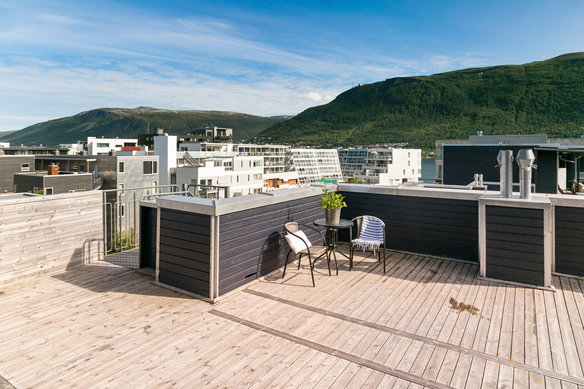 Felles takterrasse hvor du kan nyte fine sol- og utsiktsforhold!