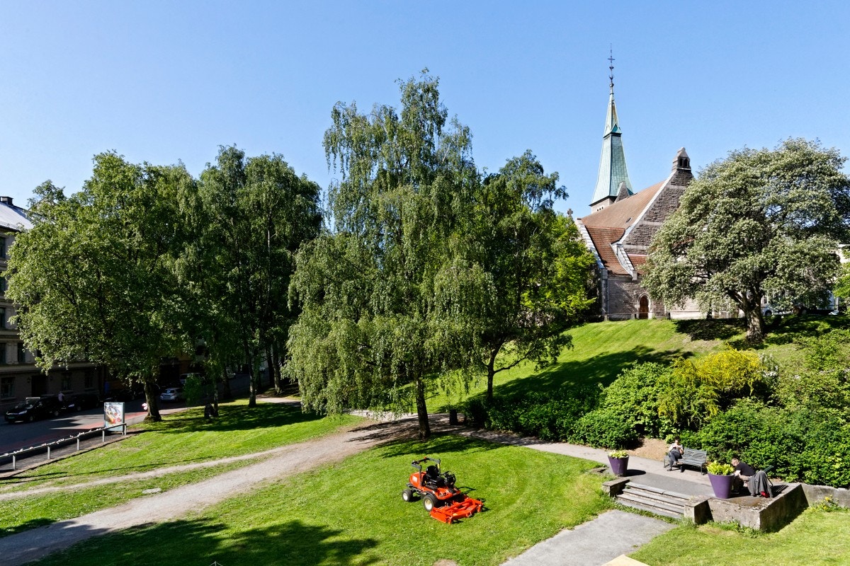 Stensparken ligger rett ved Galleribilde