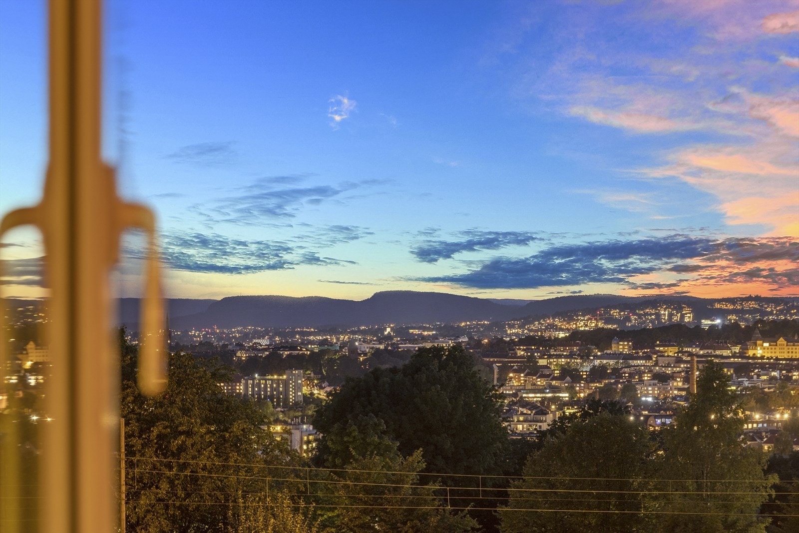 Tilbaketrukket og fredelig får du panoramautsikt over Oslos tak! Galleribilde